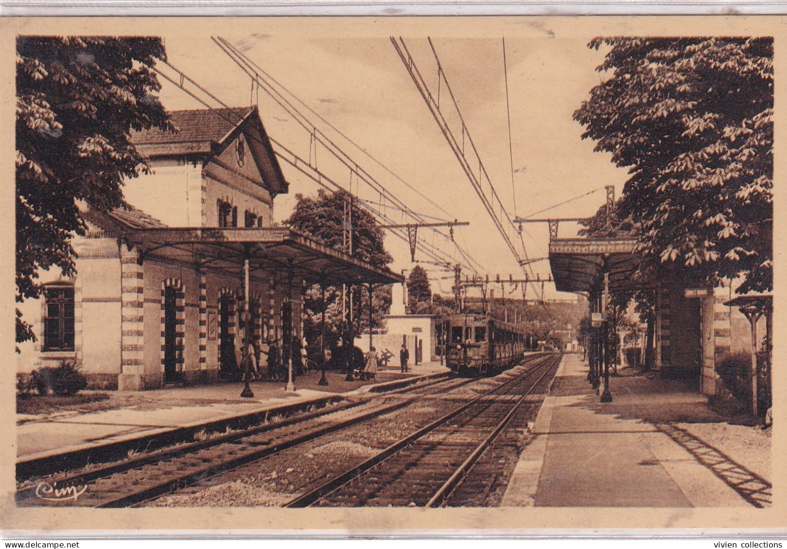 Jouy En Josas (78 Yvelines) La Gare SNCF Sur La Ligne Versailles - Juvisy - Train En Gare - Coll. Bieber Cim - Jouy En Josas