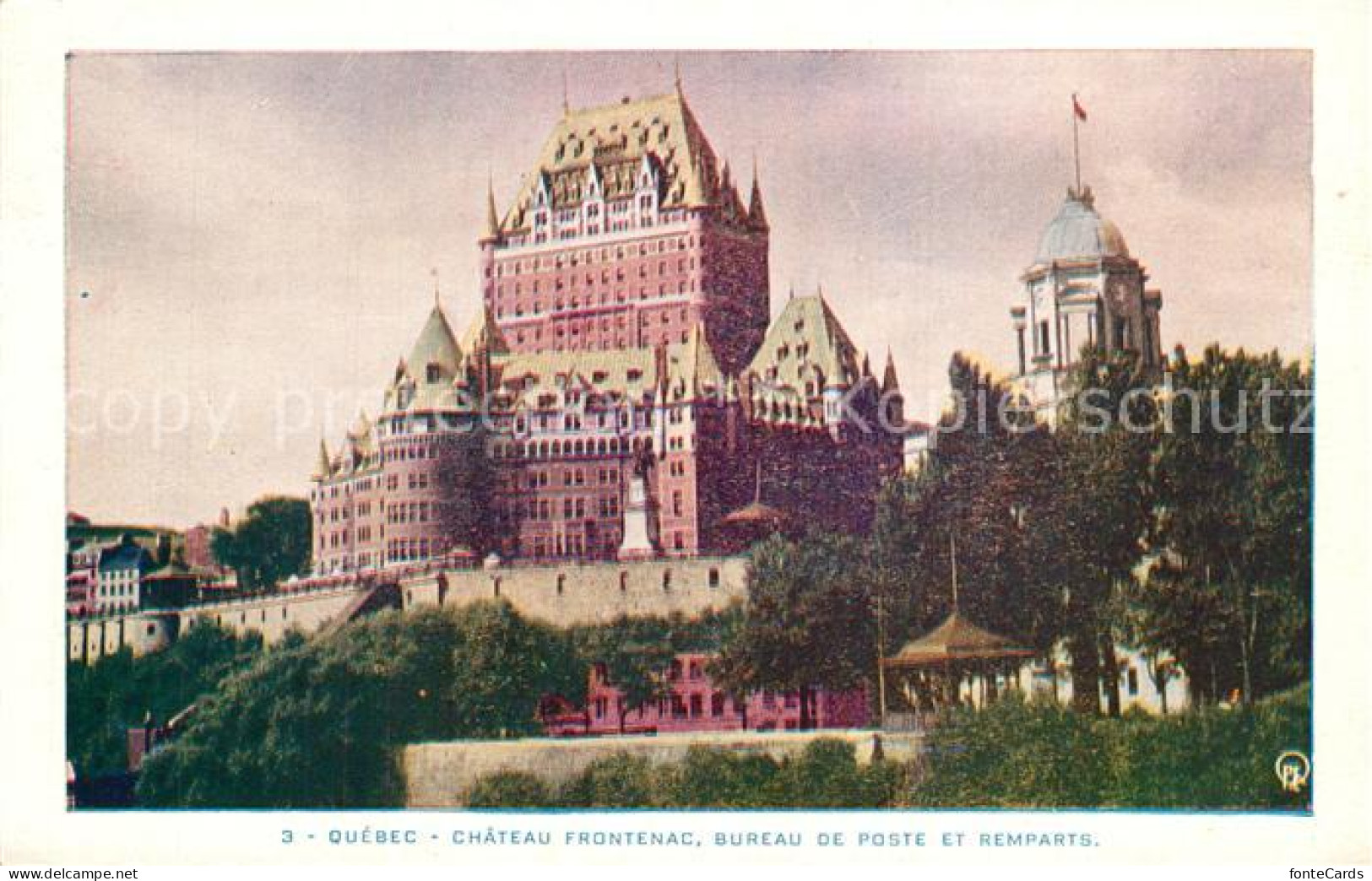 73571005 Quebec Chateau Frontenac Bureau De Poste Et Remparts Quebec - Non Classés