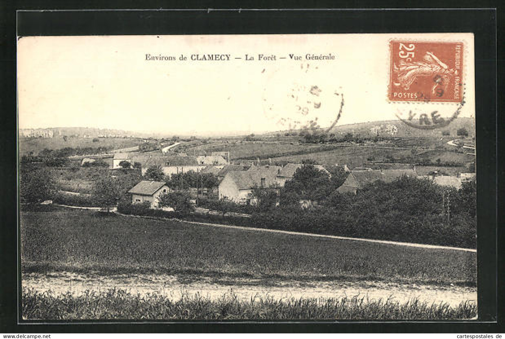 CPA Clamecy, La Forêt, Vue Générale  - Clamecy