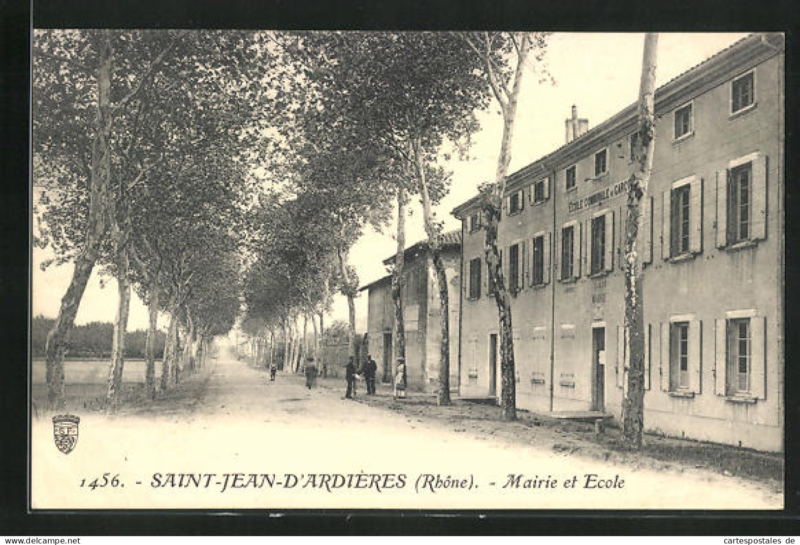 CPA Saint-Jean-d`Ardières, Mairie Et Ecole, Hôtel De Ville Et Schule  - Sonstige & Ohne Zuordnung