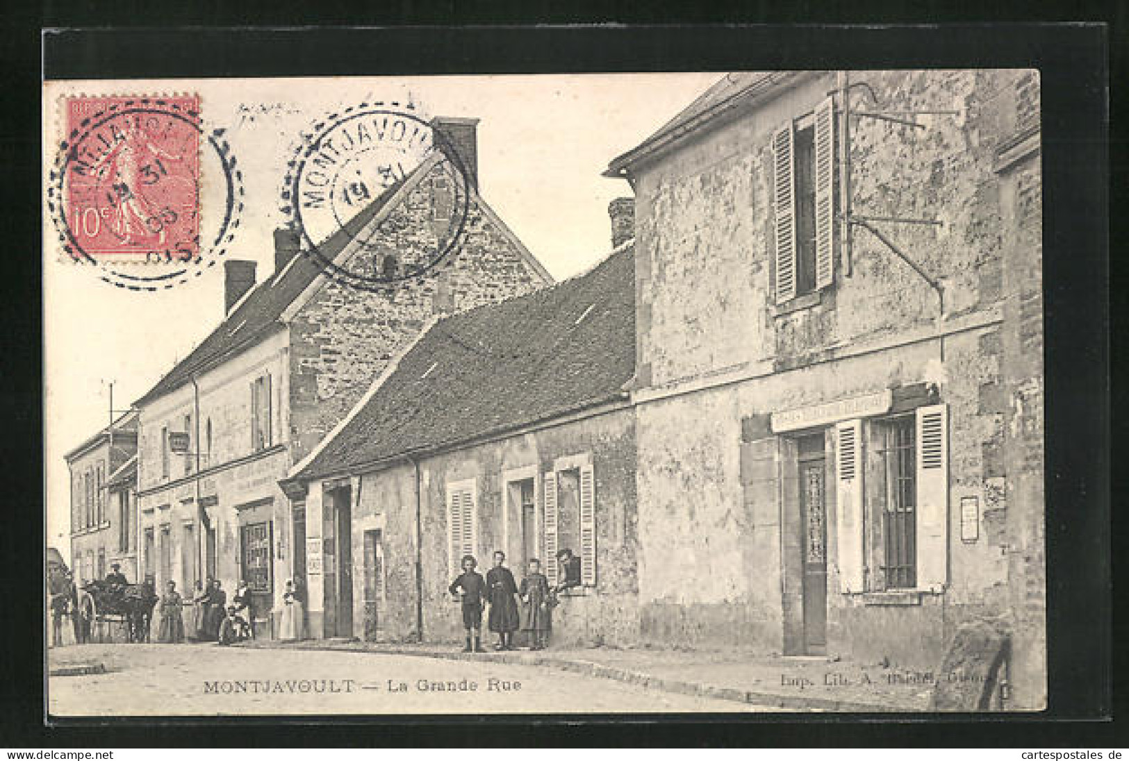 CPA Montjavoult, La Grande Rue, Vue De La Rue  - Montjavoult