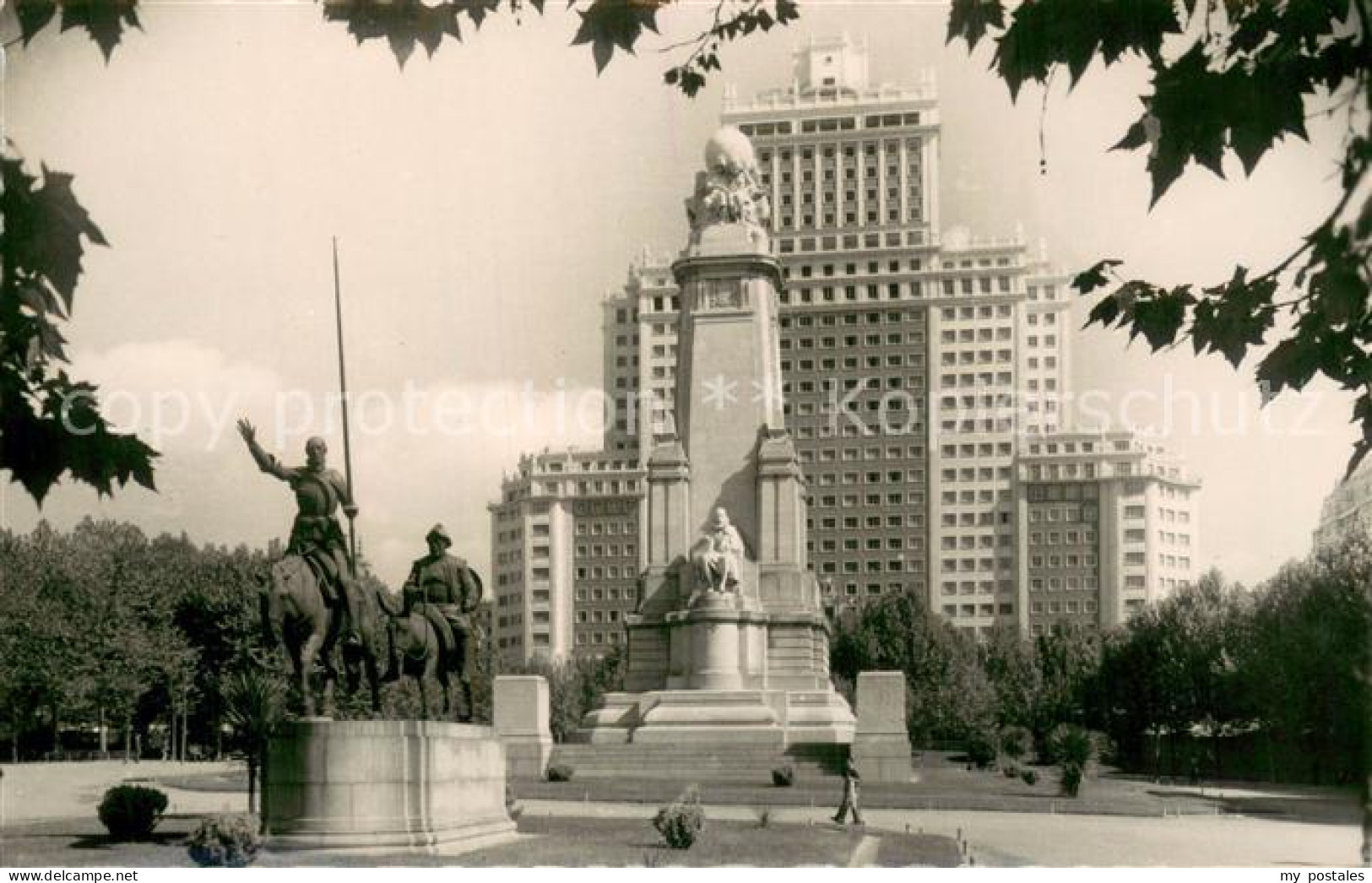 73782000 Madrid Spain Plaza De Espana Monumento A Cervantes Madrid Spain - Andere & Zonder Classificatie