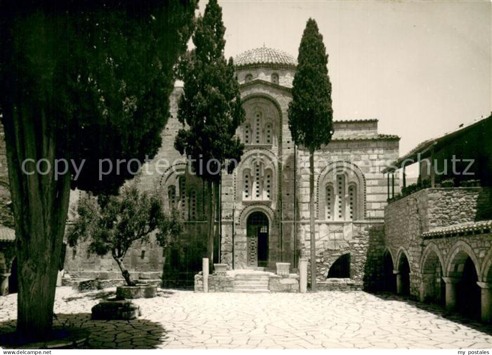 73781538 Delphi Delfi Greece Byzantinische Kirche  - Grecia