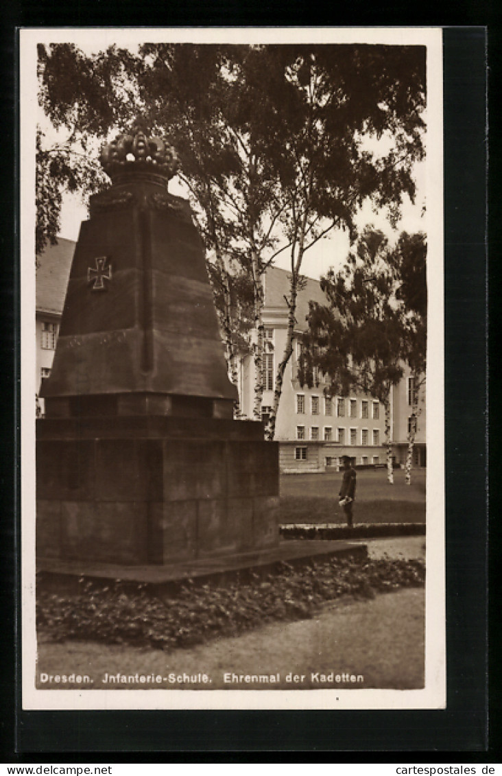 AK Dresden-Neustadt, Infanterie-Schule, Ehrenmal Der Kadetten  - Dresden