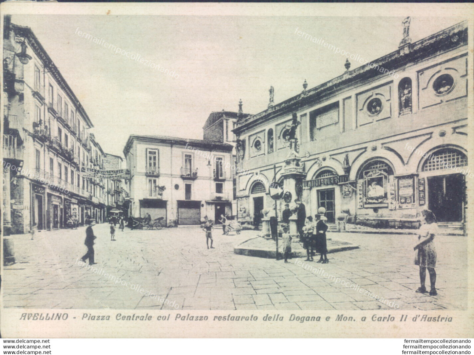 S578 Cartolina Avellino Citta' Piazza Centrale Dogana Rifilata - Avellino