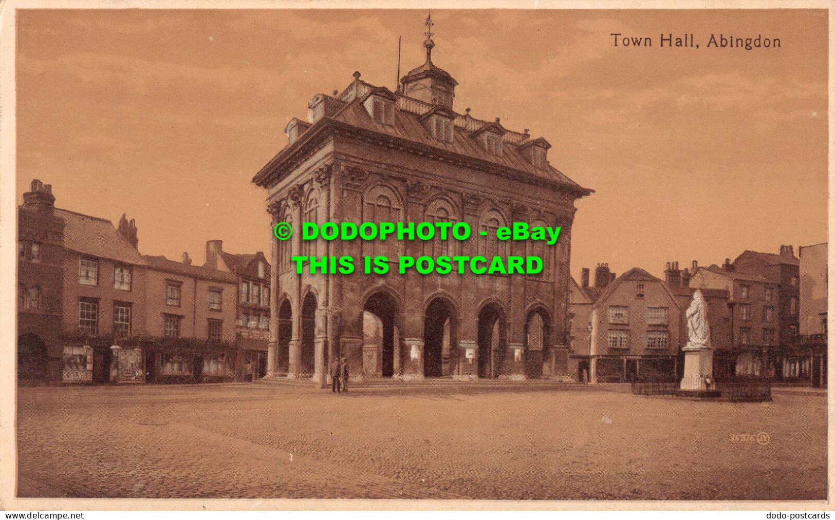 R535069 36316. Town Hall. Abingdon. Valentines Series - World