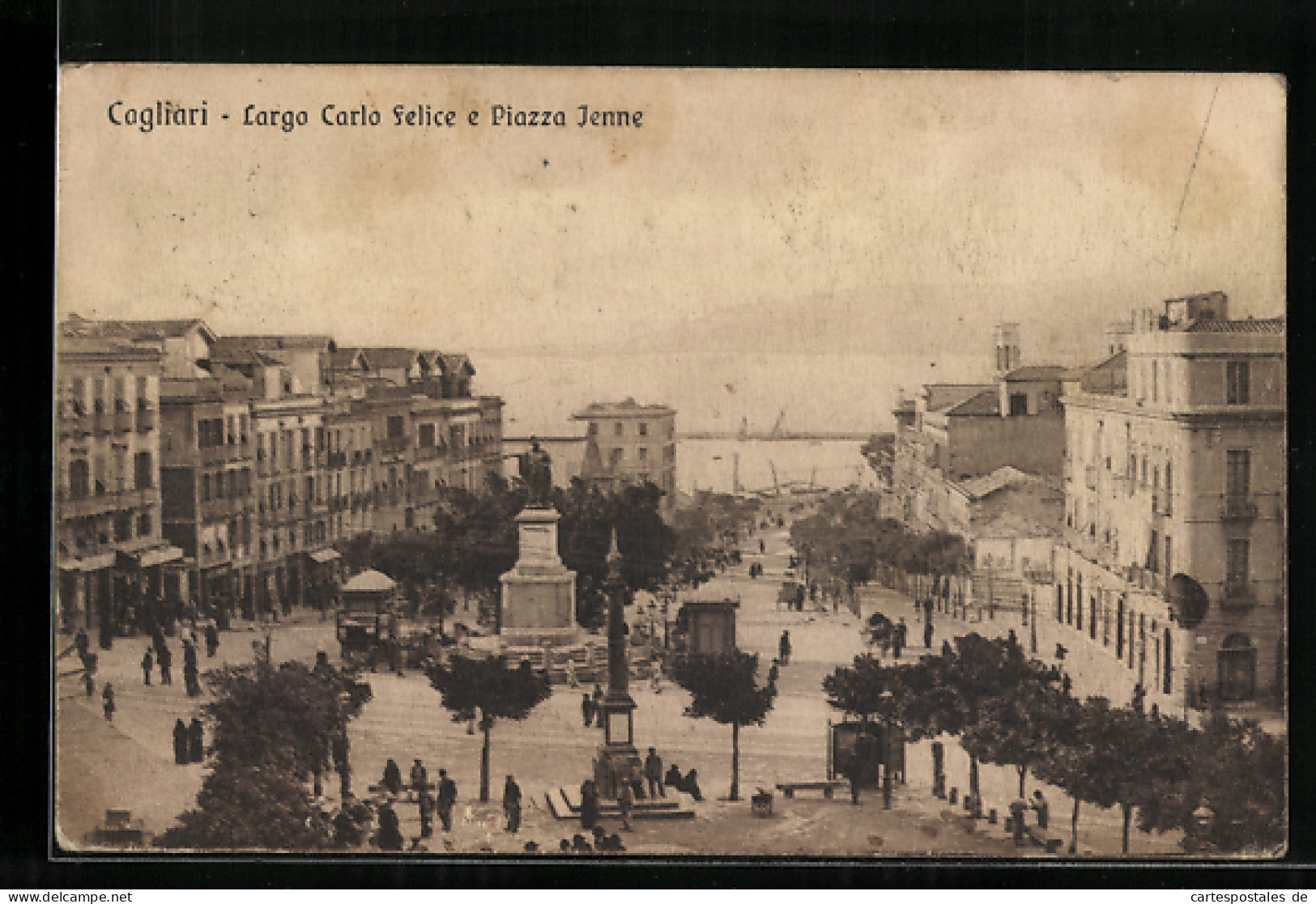 Cartolina Cagliari, Largo Carlo Felice E Piazza Jenne  - Cagliari