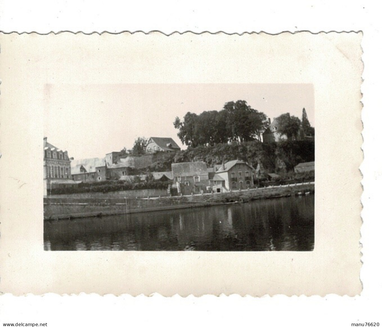 Ref 1 - Photo : Bords De La Mayenne à Chateau Gontier - France . - Europa