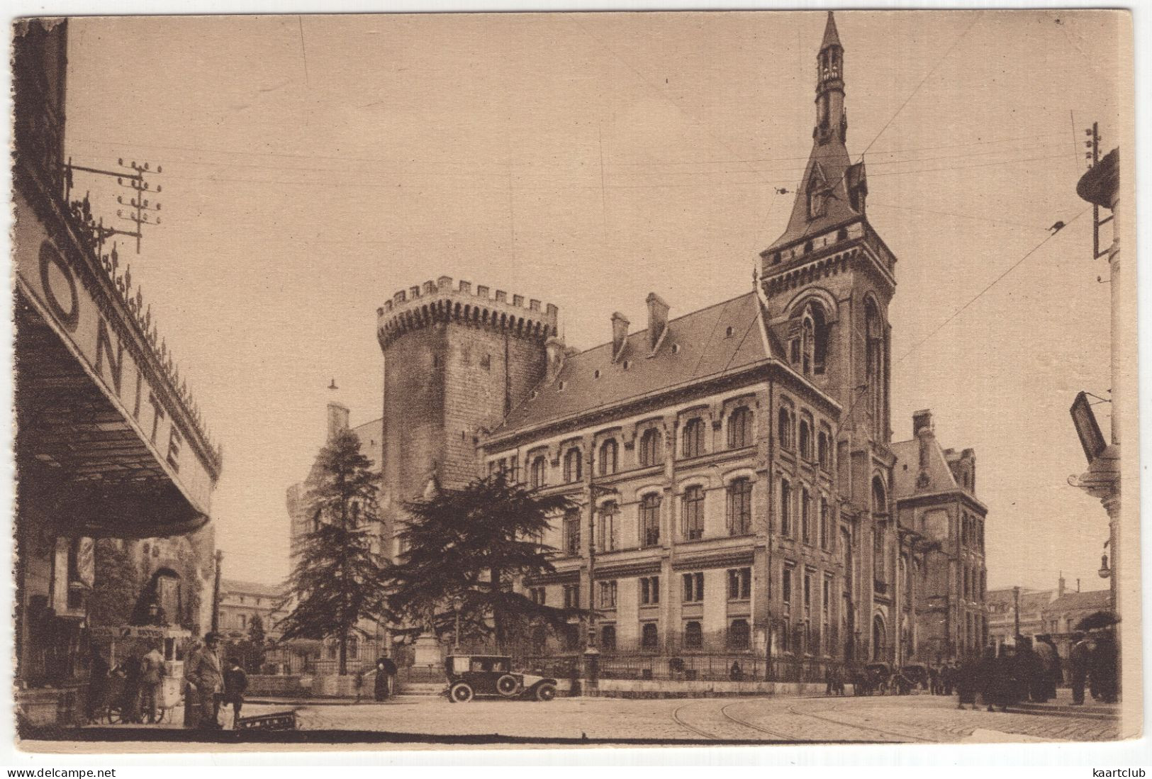 521. - A.G.A. - Angoulème - Hotel De Ville - (France)  - Oldtimer Renault 1905 - Saint-Raphaël