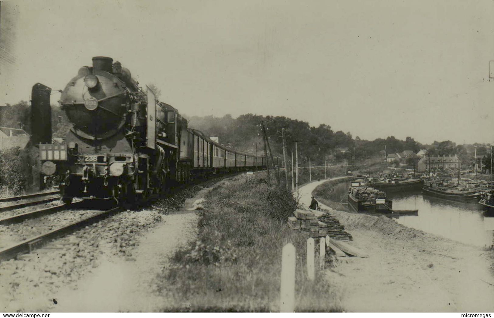 Reproduction - Locomotive 3-238 - Treinen