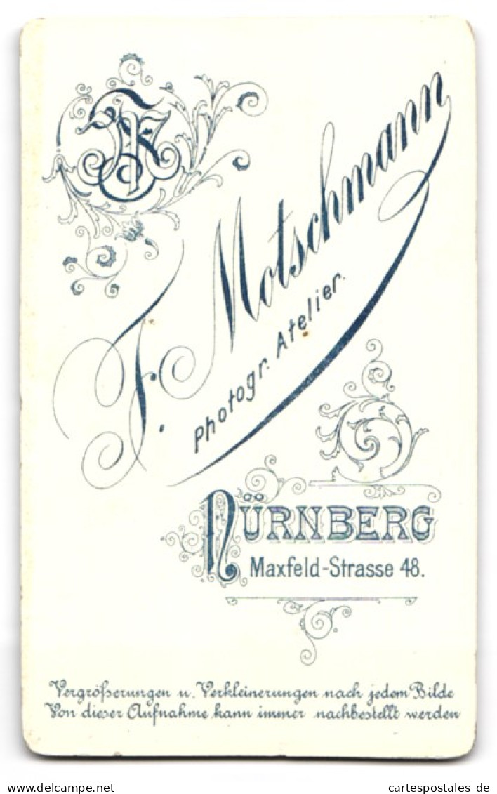 Fotografie F. Motschmann, Nürnberg, Maxfeld-Str. 48, Junge Frau Mit Ovalen Gesicht, Ohrringen Und Puffärmeln  - Anonieme Personen