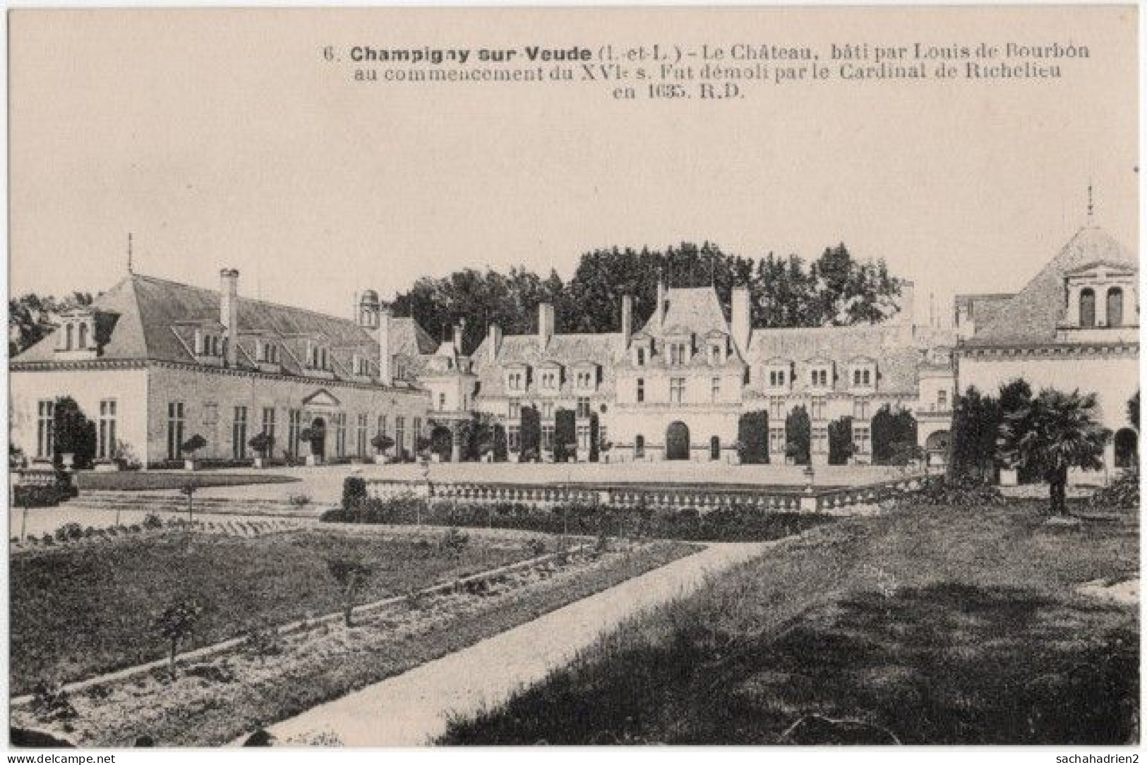 37. CHAMPIGNY-SUR-VEUDE. Le Château. 6 - Champigny-sur-Veude