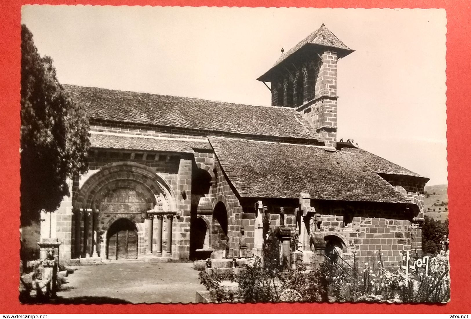 12 - AVEYRON - ESPALION - CPSM IB 2418 - Chapelle De PERSE 'style Roman' - éd YVON - Espalion