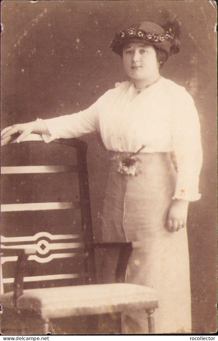 Woman, Pre-1918 Photo, Studio Gárdi Imre, Kolozsvar, P1756N - Anonymous Persons