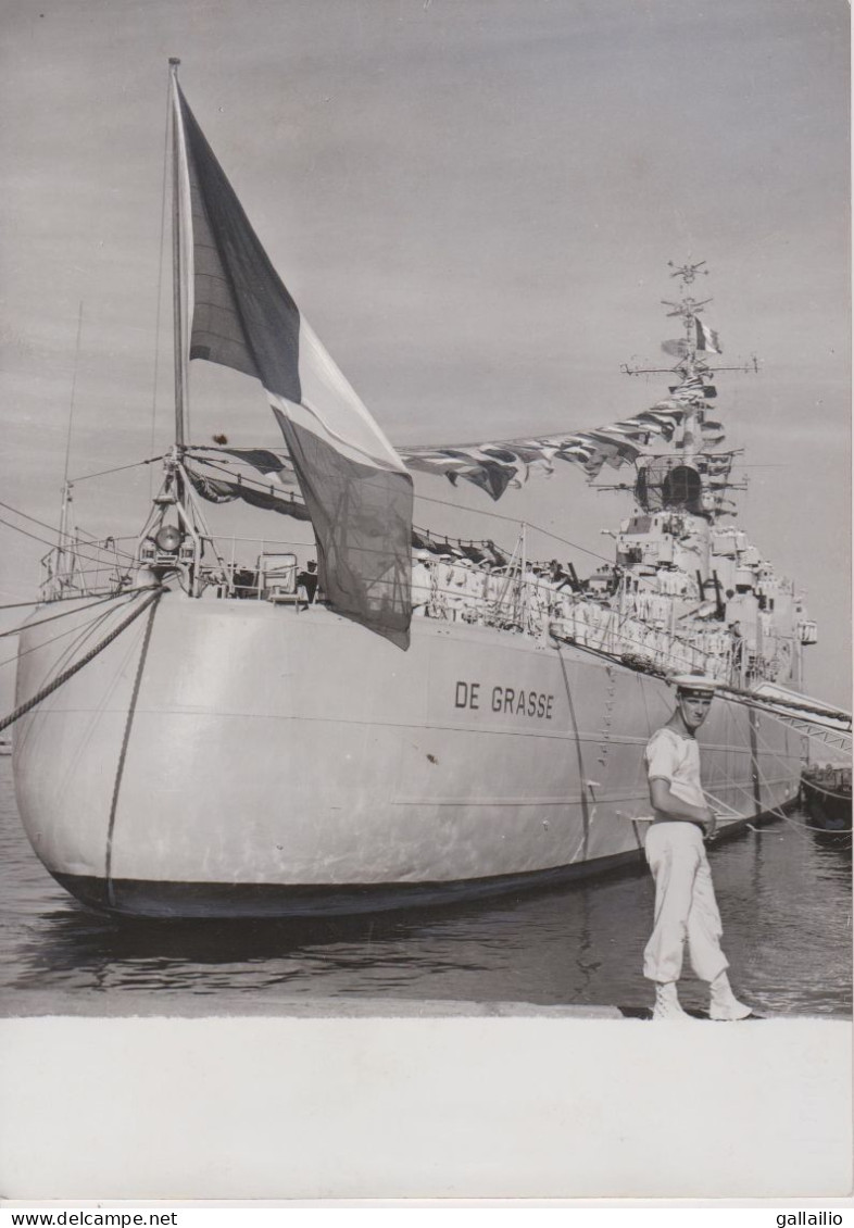 PHOTO PRESSE LE CROISEUR DE GRASSE A BEYROUTH PHOTO A D P JUILLET 1958 FORMAT 18 X 13 CMS - Schiffe
