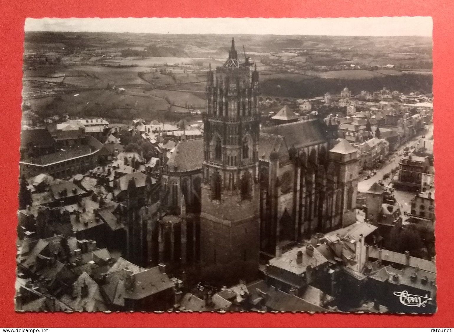 12 - AVEYRON - RODEZ - CPSM 360.5 A - La Cathédrale - éd CIM - Vue Aérienne - Rodez