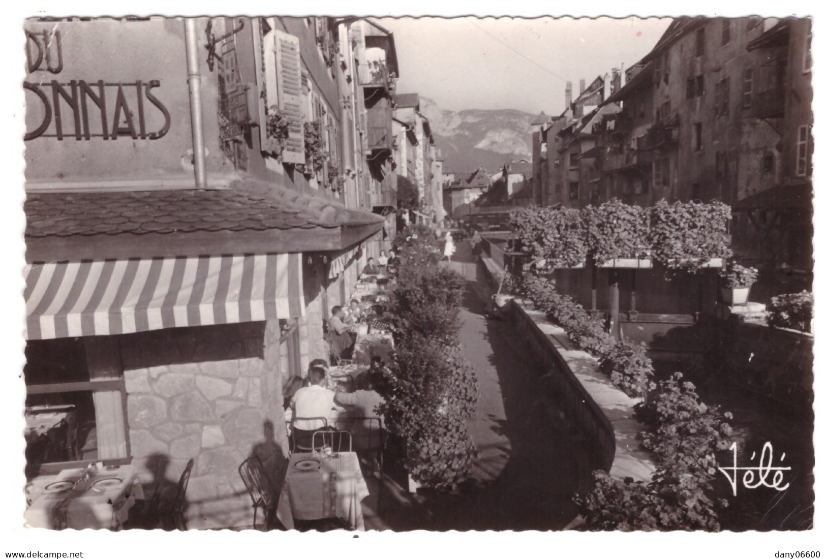 ANNECY - Quai De L'Evêché Et Canal Du Thiou (carte Photo Animée) - Annecy