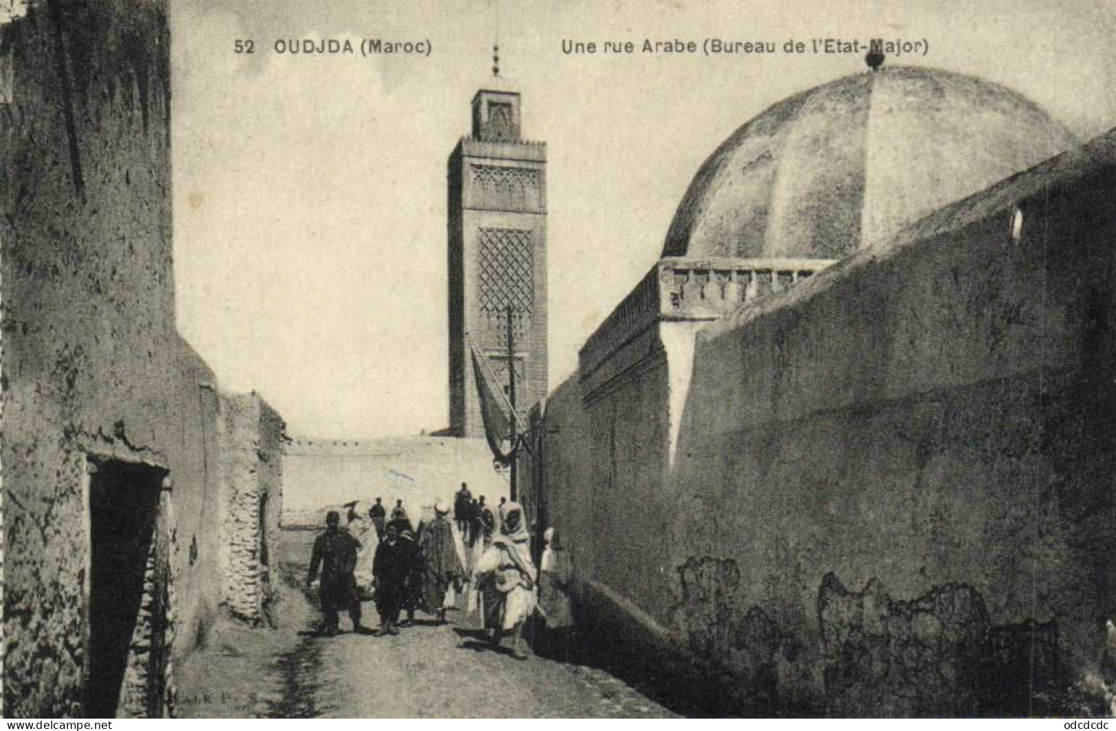 OUDJA (Matoc) Une Rue Arabe ( Bureau De L' Etat Major) Animée RV - Autres & Non Classés