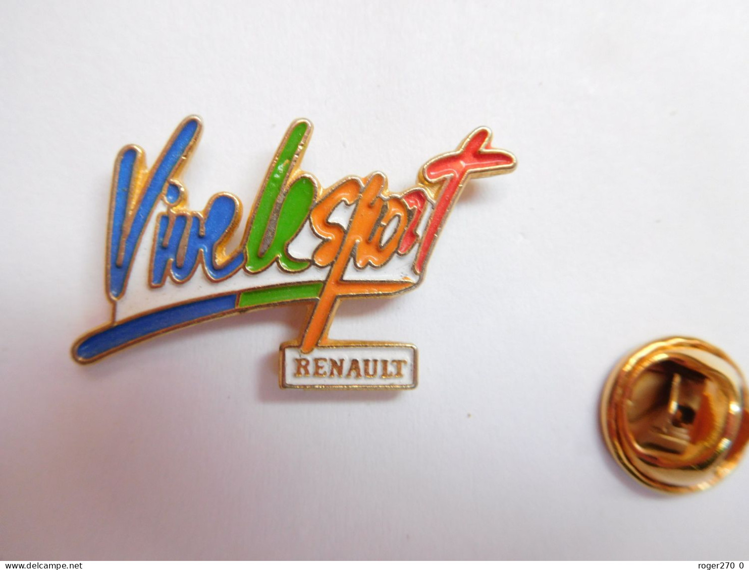 Beau Pin's En Relief  , Auto Renault , Vive Le Sport , JO Jeux Olympiques Albertville 92 , Verso Quadrillé - Renault