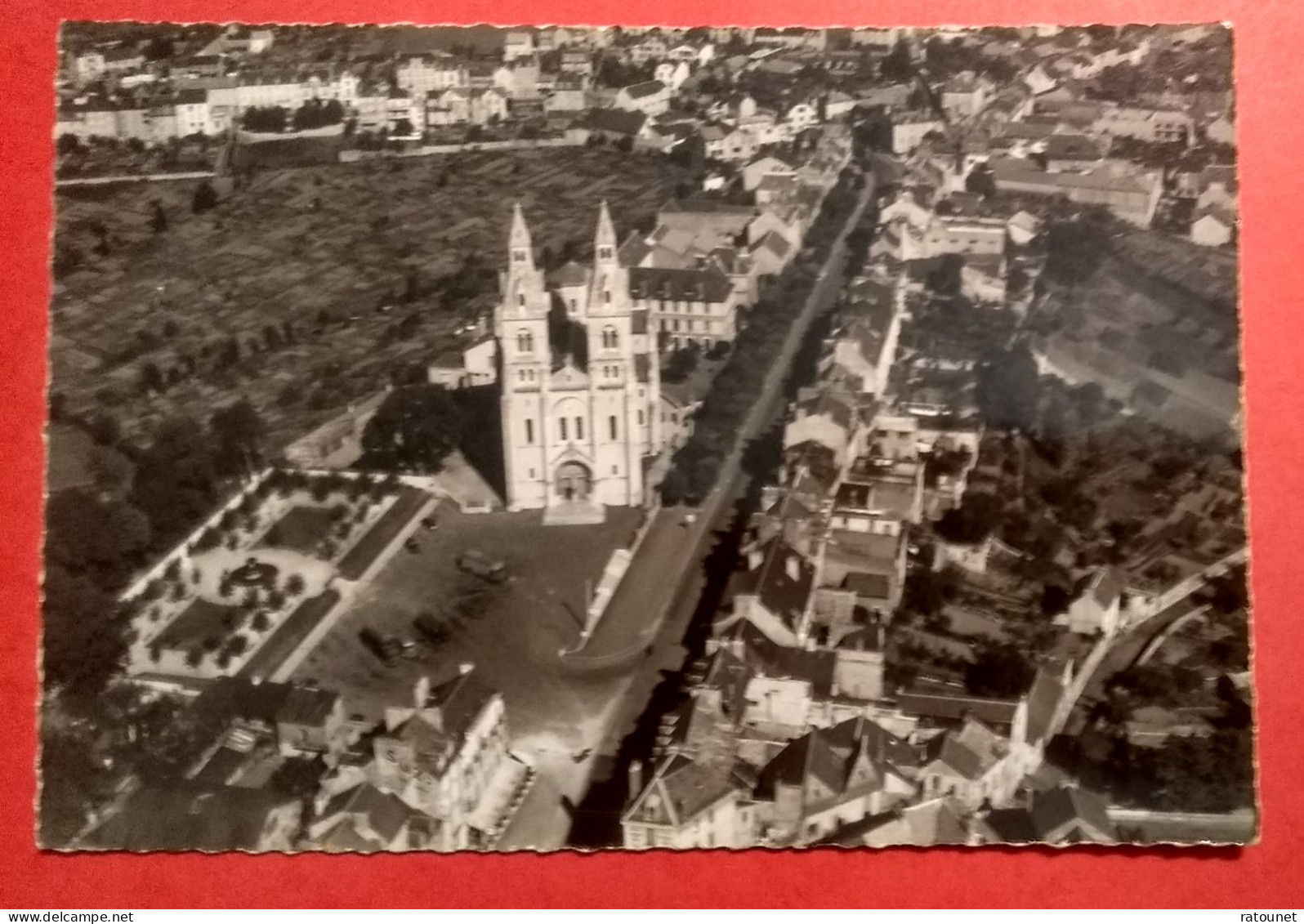 12 - AVEYRON - RODEZ - CPSM 54 - FAUBOURG / Vue Aérienne (Basilique Sacré Coeur) - éd DOUZIECH - Rodez