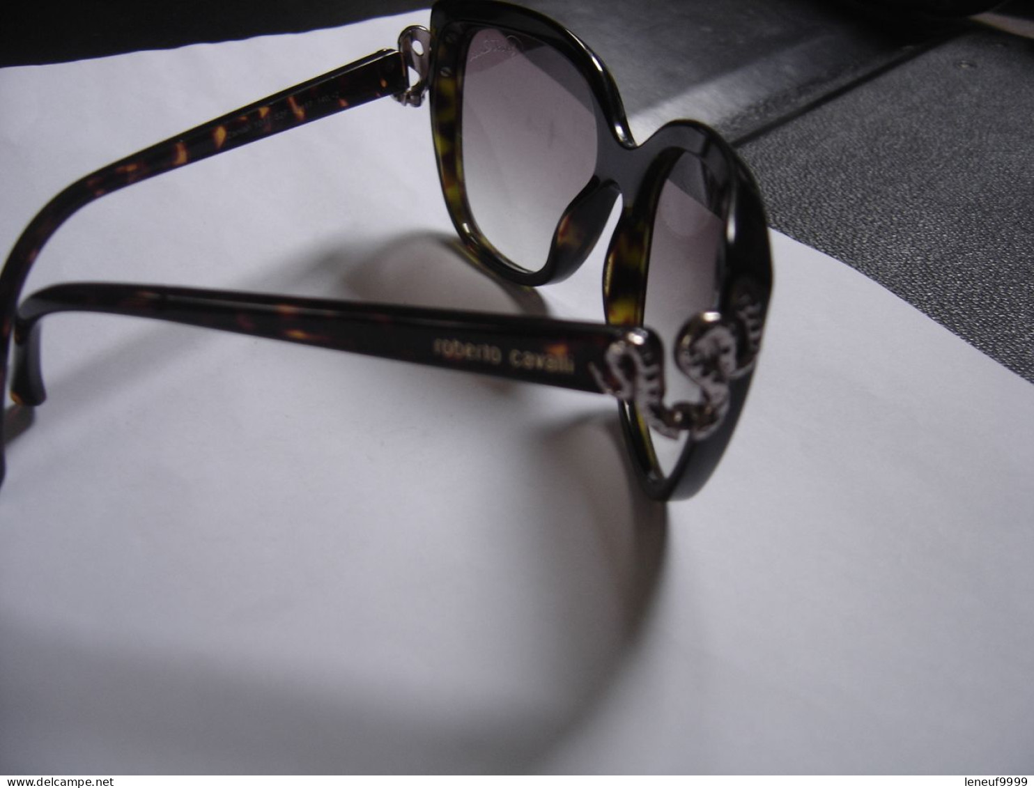 Lunettes De Soleil ROBERTO CAVALLI Zaniah 1017 52F Tortoise Foncé - Materiale Di Profumeria