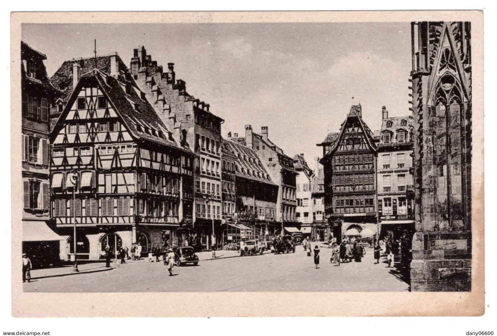 STRASSBURG - Münsterplatz  (carte Animée) - Strasbourg