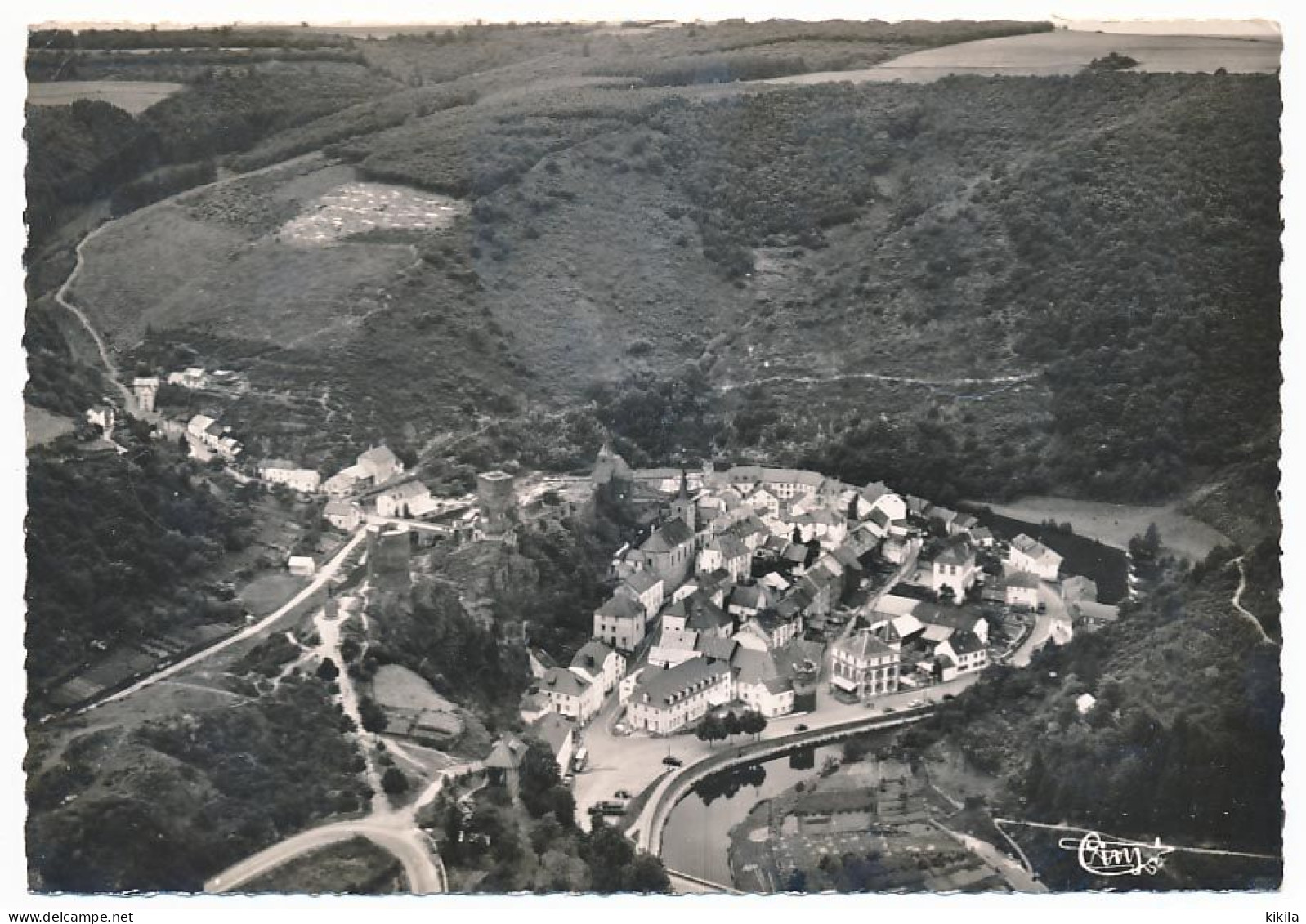 CPSM Dentelée 10.5 X 15  Luxembourg (3)  ESCH-sur-SURE  Vue Aérienne - Esch-sur-Sure