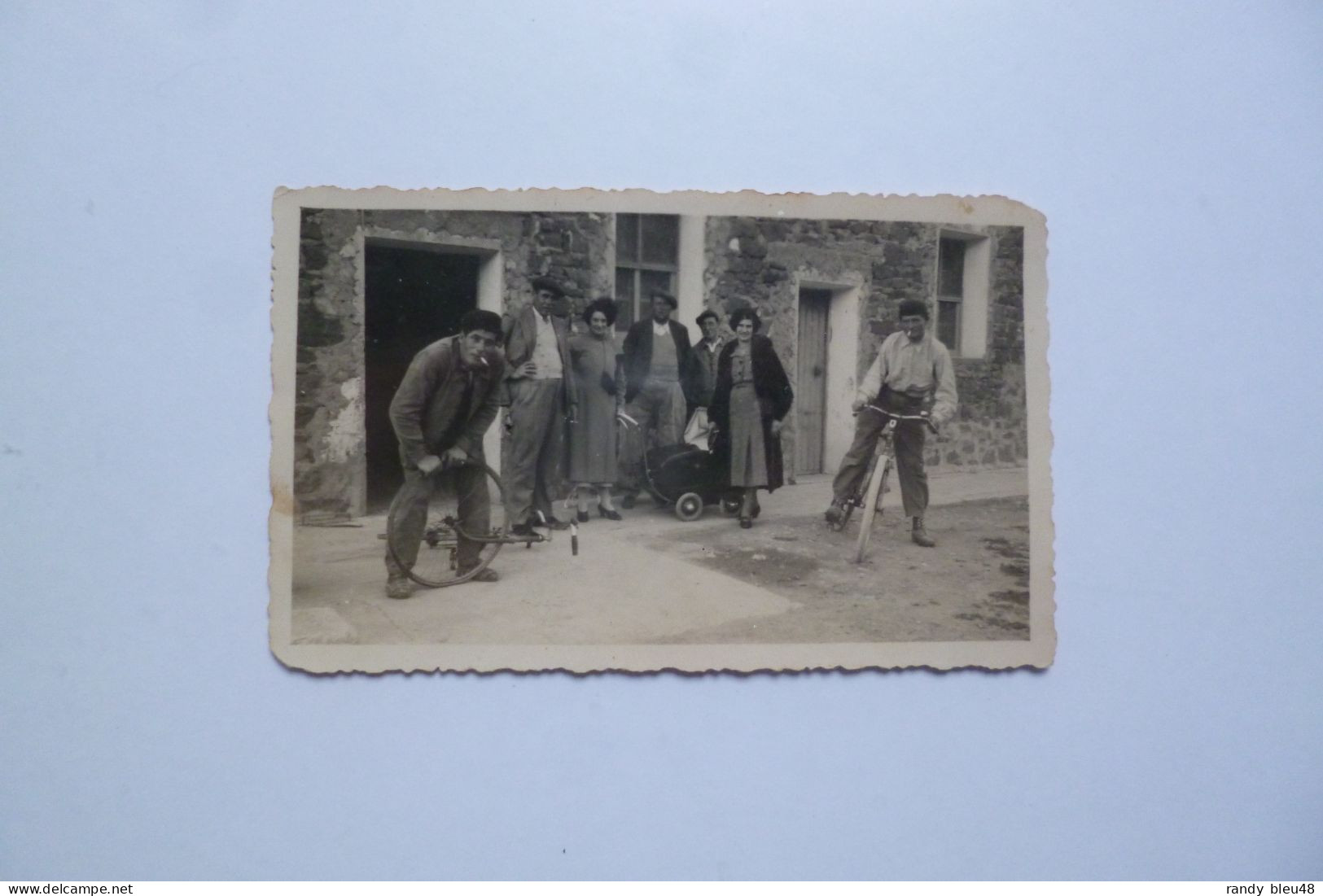 Réparation D'un Vélo  -  Photographie JUGE  -  Constantine  -  ALGERIE - - Constantine