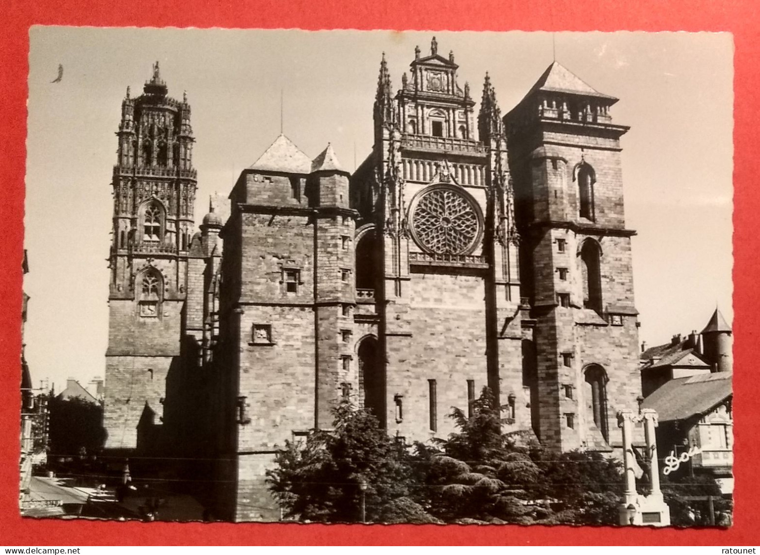 12 - AVEYRON - RODEZ - CPSM 60 - La Cathédrale - éd DOUZIECH - Rodez