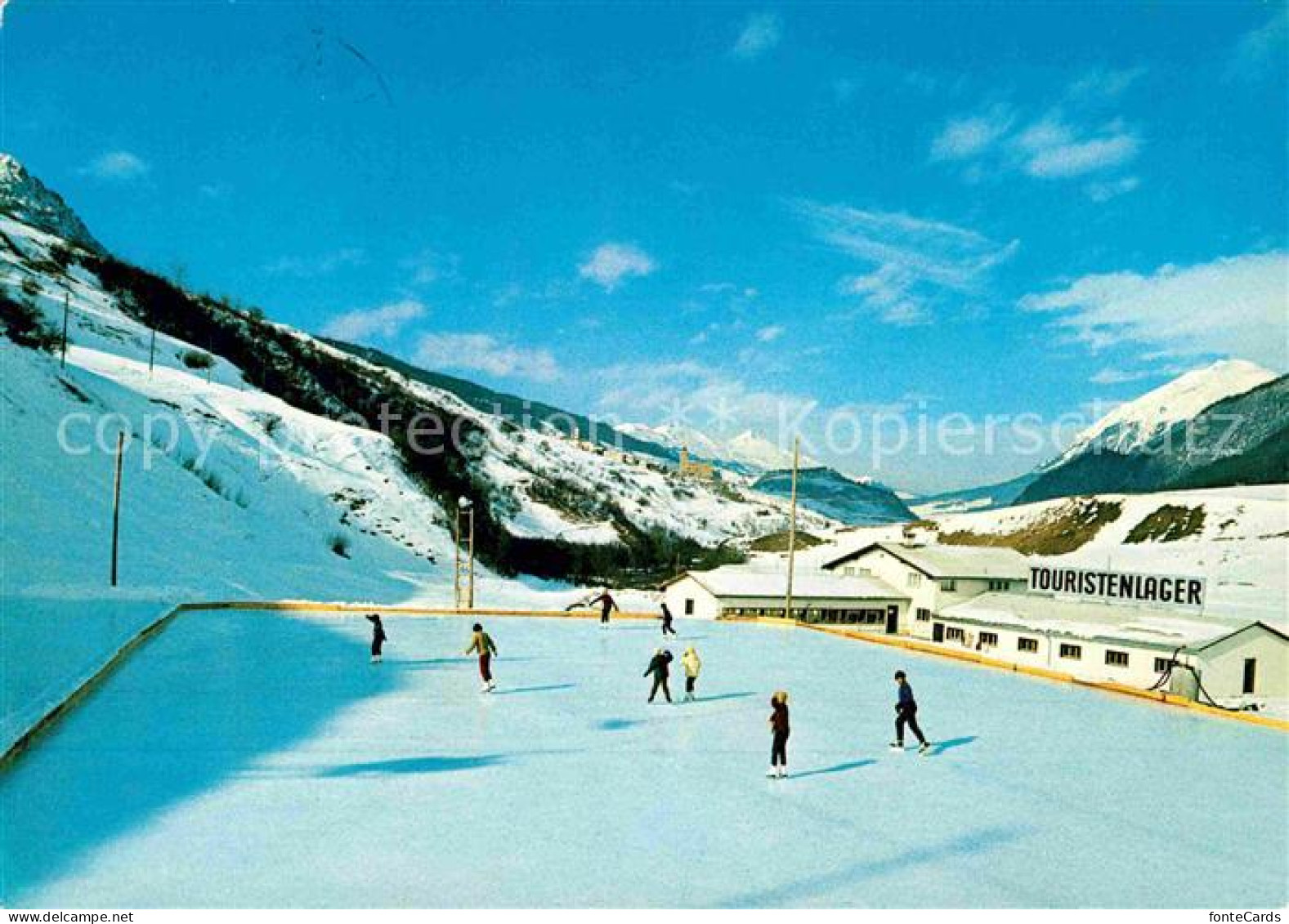 12647712 Savognin An Der Julierstrasse Eisplatz Mit Touristenlager Alpenpanorama - Sonstige & Ohne Zuordnung