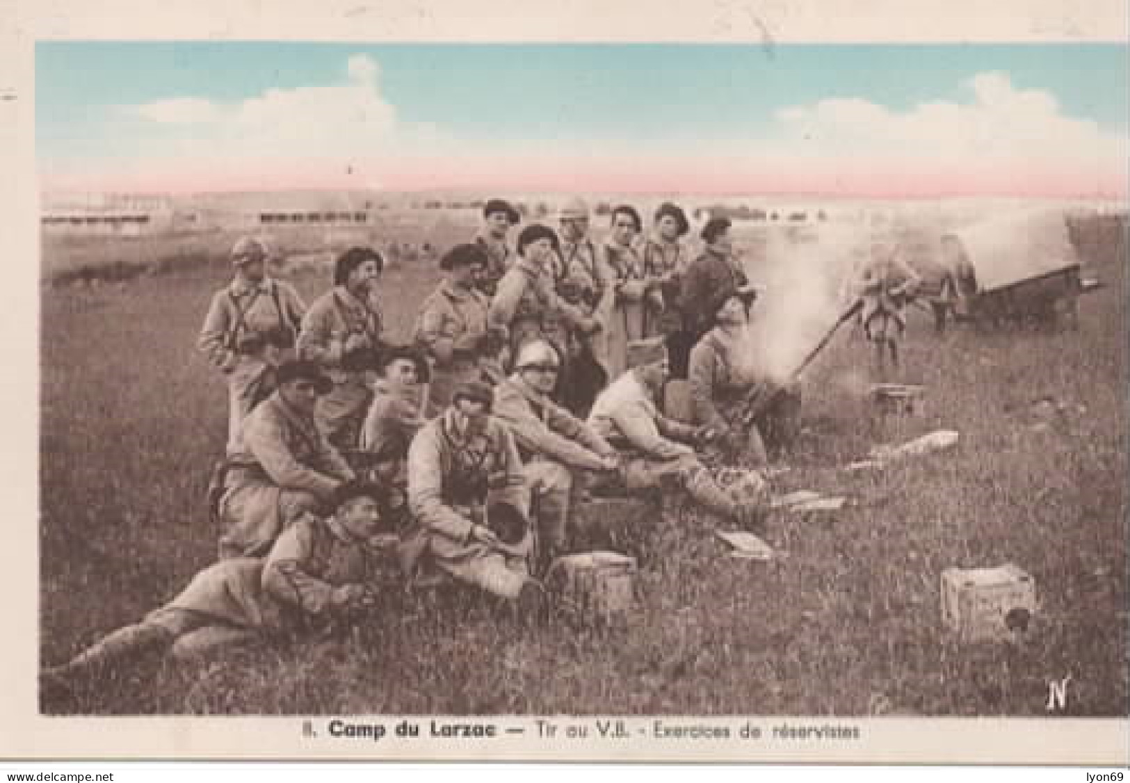 LE CAMP DU LARZAC   TIR AU VB EXERCICES DES RESERVICES - Autres & Non Classés