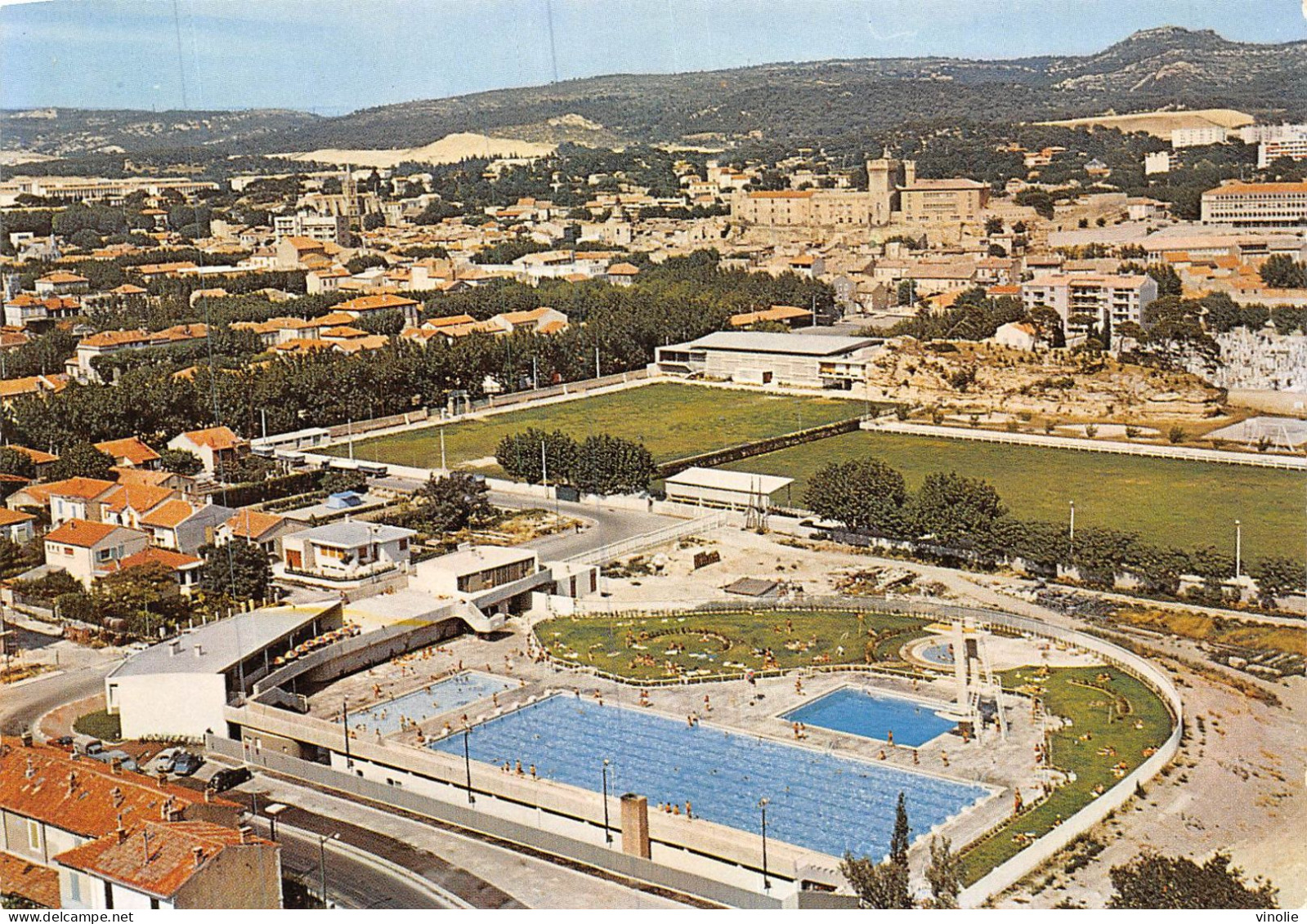 MO-24-477 : SALON-DE-PROVENCE. VUE AERIENNE DE LA PISCINE - Salon De Provence