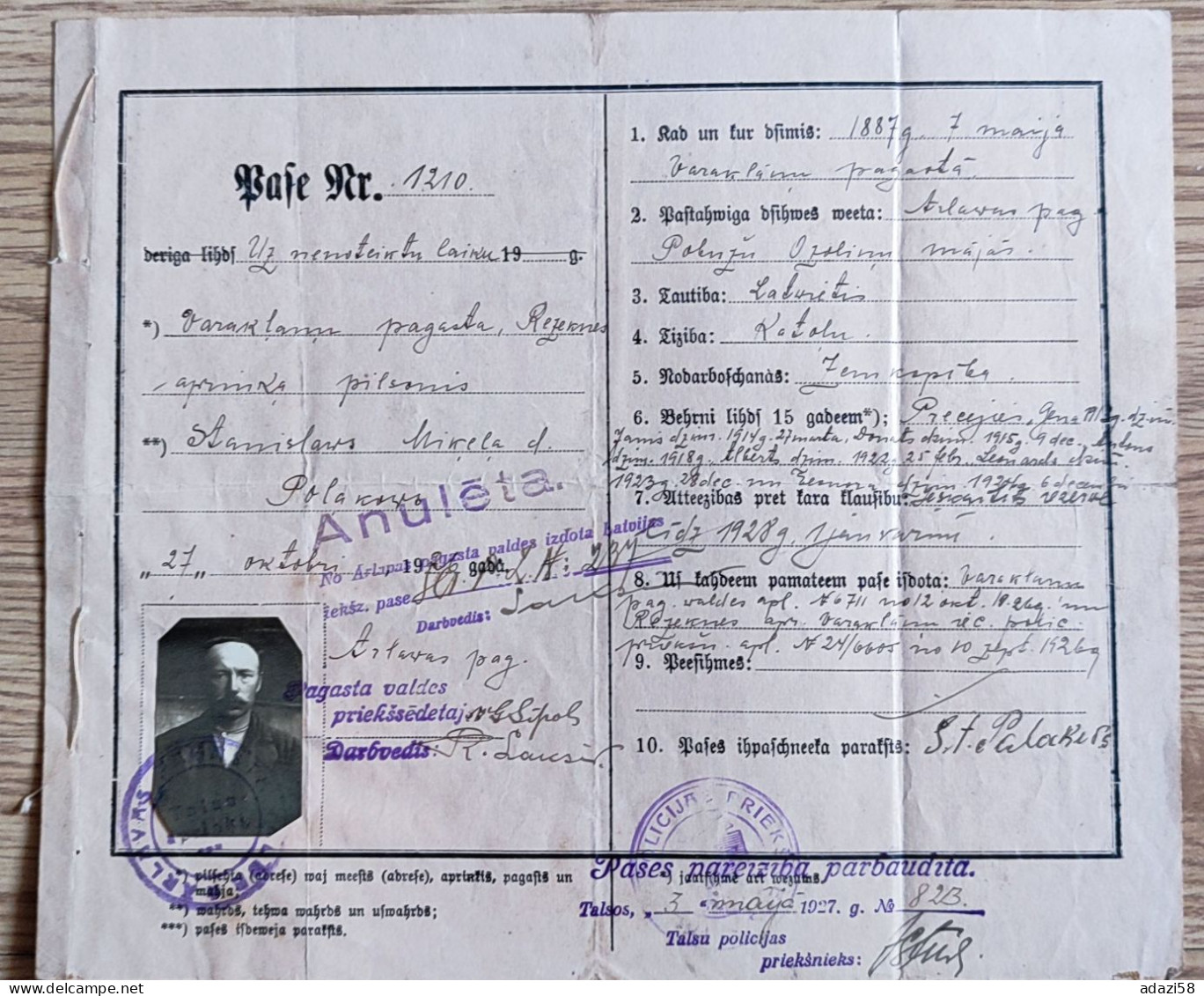 1926 The Earliest Passport Of The Republic Of Latvia - Historical Documents