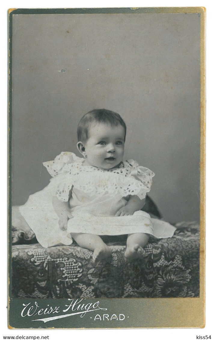 RO 87 - 23686 ARAD, Girl, Romania - Old CDV ( 10,5/6,5 Cm ) - Unused - Anonieme Personen