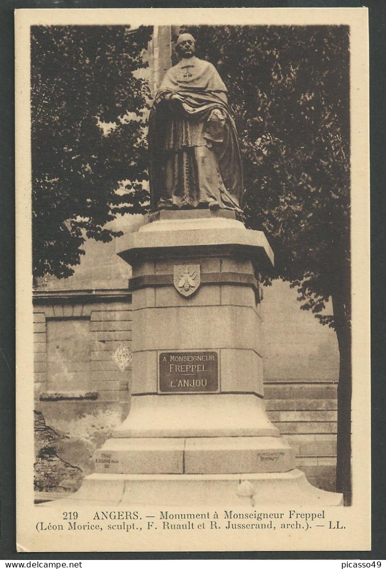 Maine Et Loire , Angers , Monument A Monseigneur Freppel - Angers