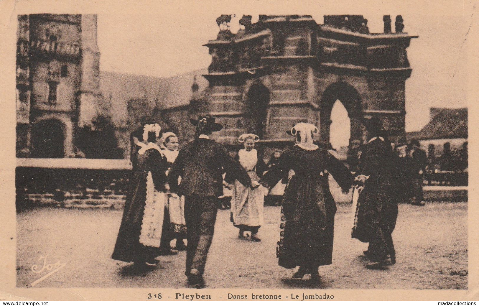 Pleyben  (29 - Finistère) Danse Bretonne . Le Jambadao - Pleyben