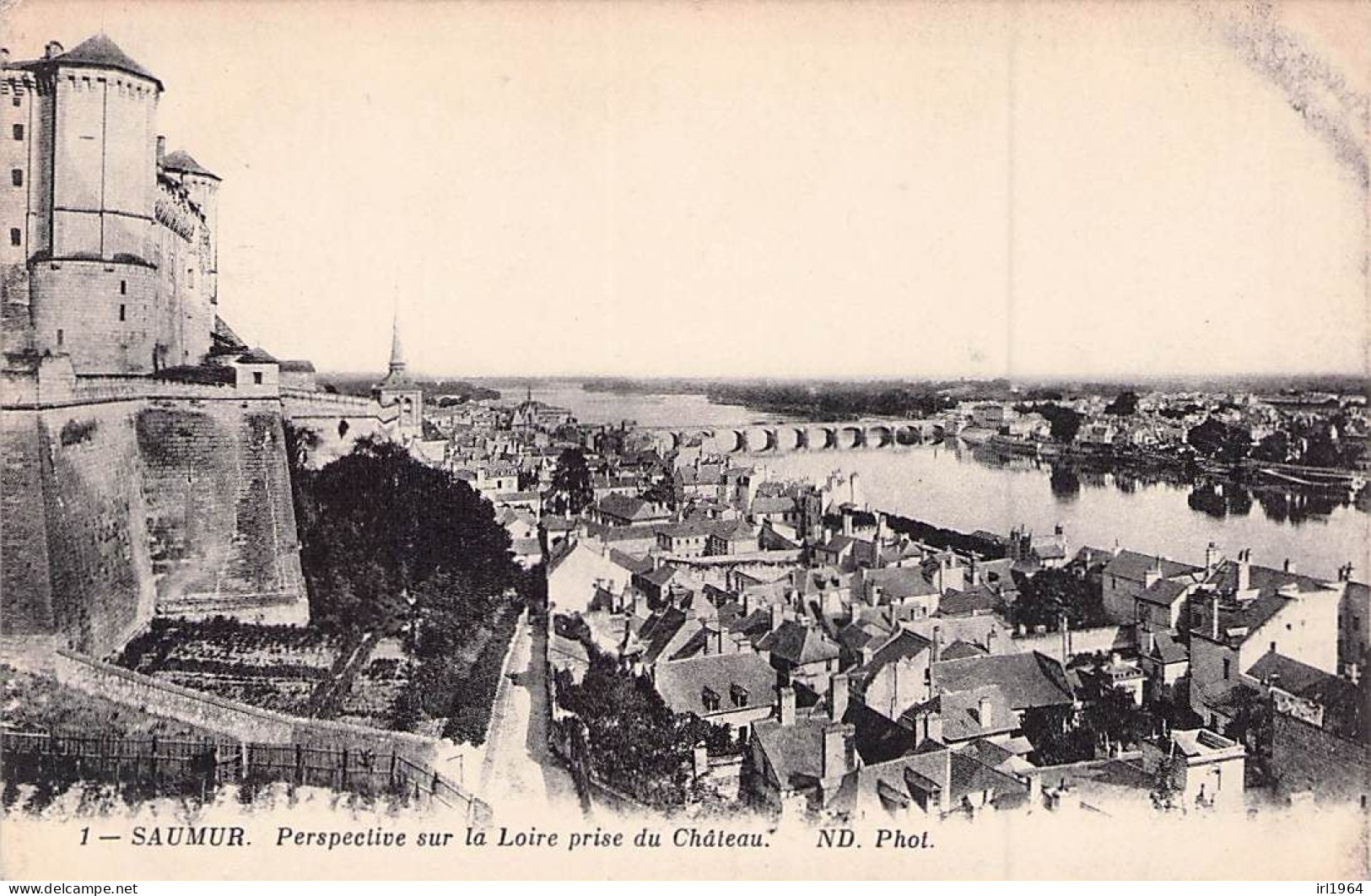 SAUMUR PERSPECTIVE SUR LA LOIRE PRISE DU CHATEAU - Saumur