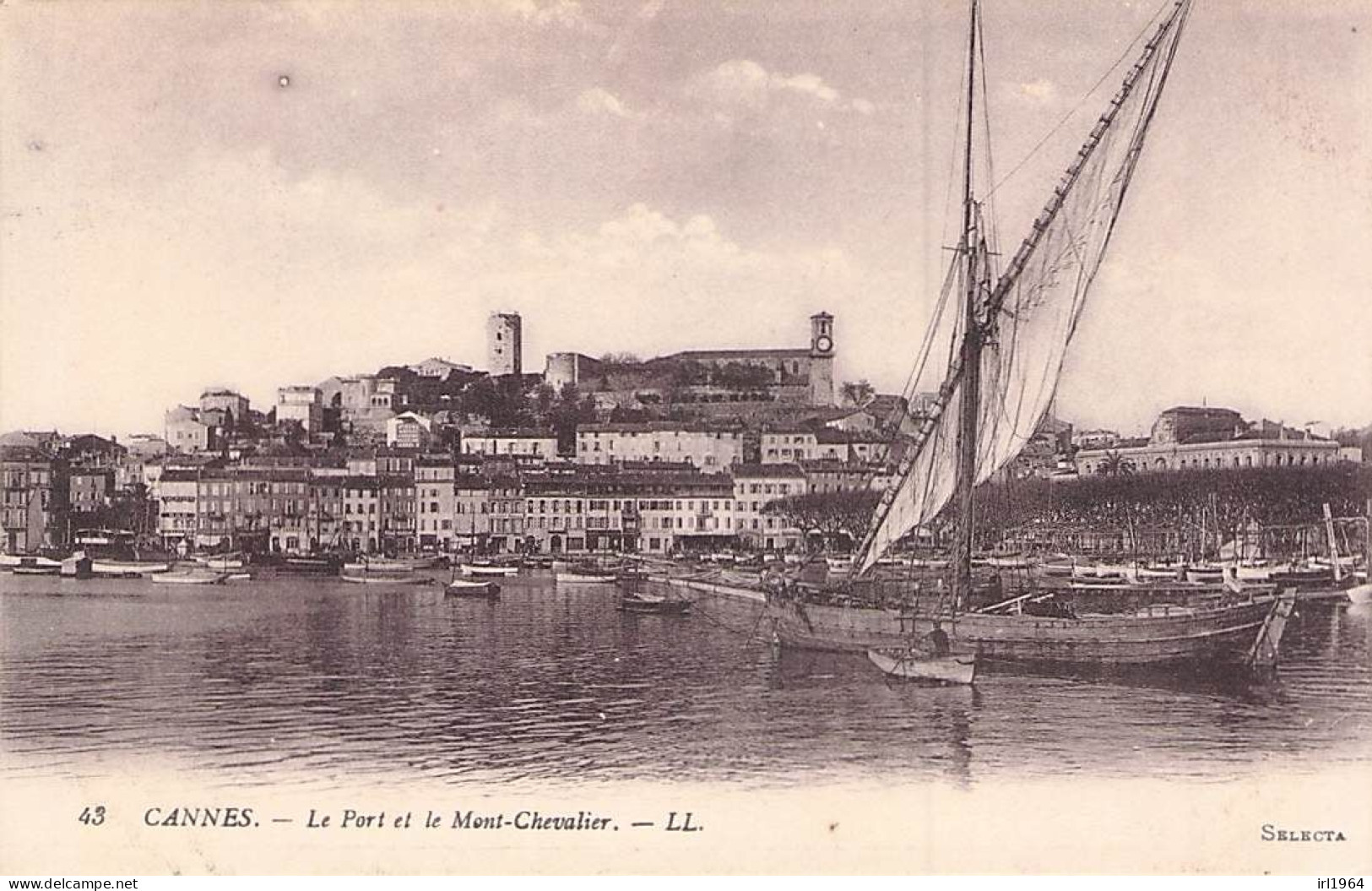 CANNES LE PORT ET LE MONT CHEVALIER - Cannes