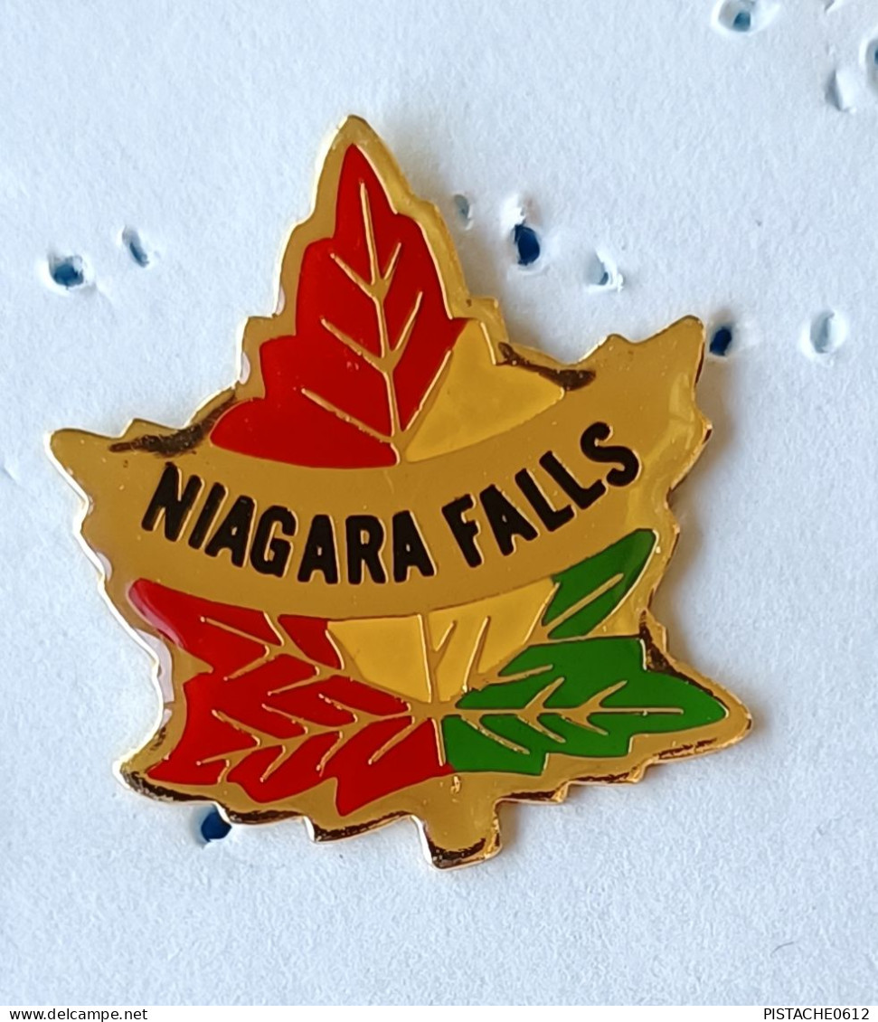 Pin's Niagara Falls Canada - Städte