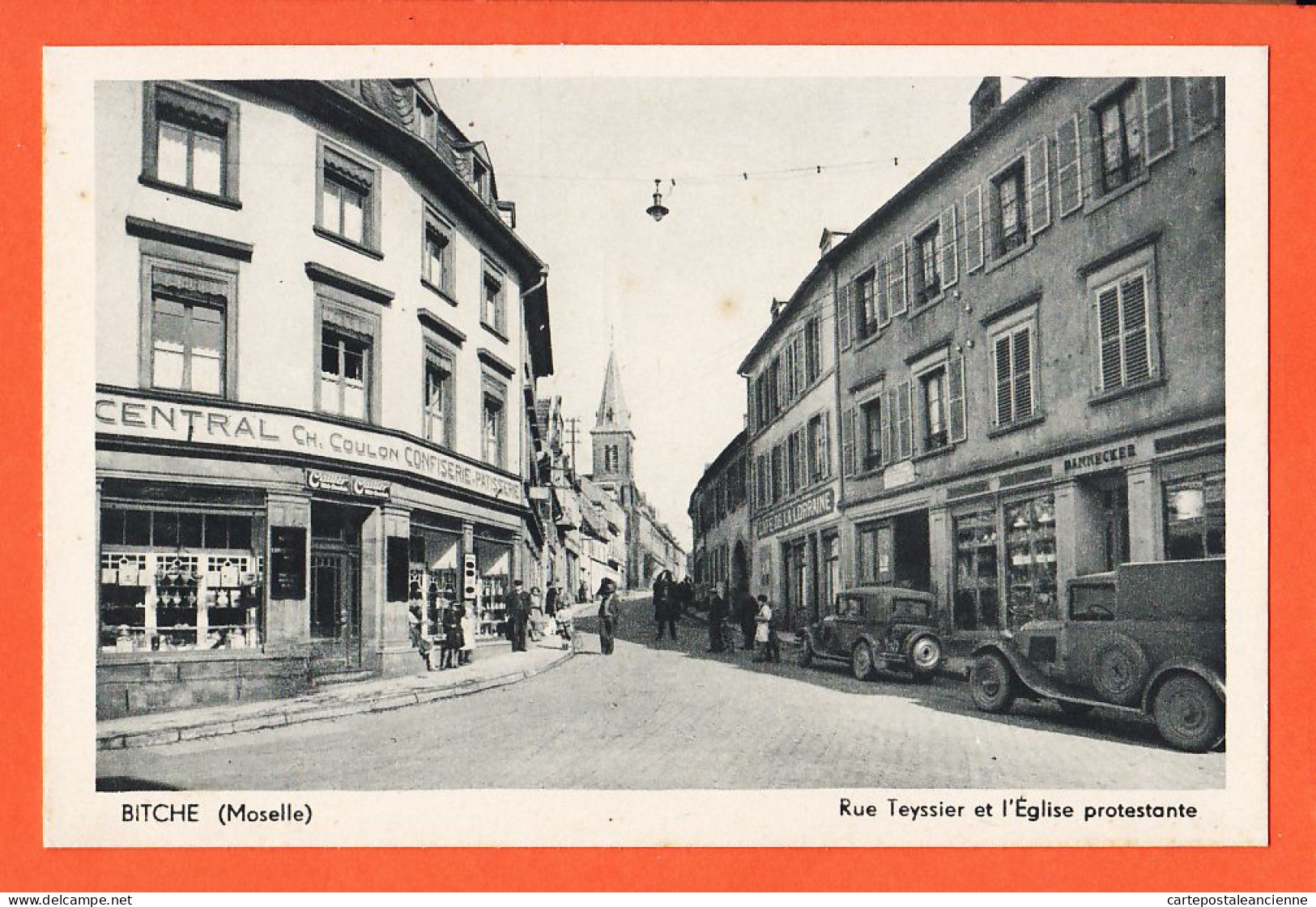 30491 / BITCHE Moselle Confiserie-Patisserie COULON Café De LORRAINE Rue TEYSSIER Et Eglise PROTESTANTE 1930s HELLIAS - Bitche