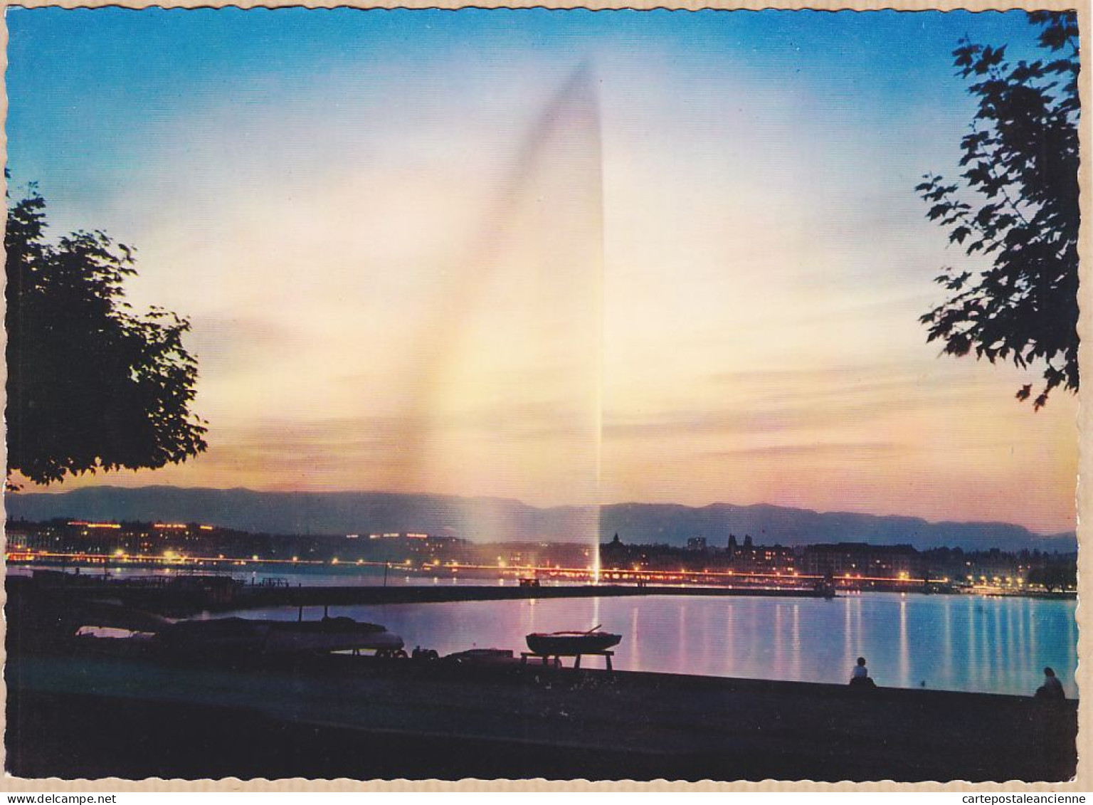 30212 / Carte Géante GENEVE Le Jet D'Eau (120m) Au Crépuscule 1960s Photo-Bromure IRIS JAEGER 521 - Other & Unclassified