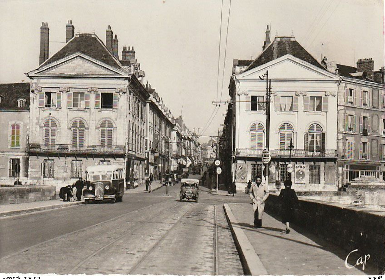 CPSM - ORLEANS - Rue Royal Vu Du Pont - Orleans