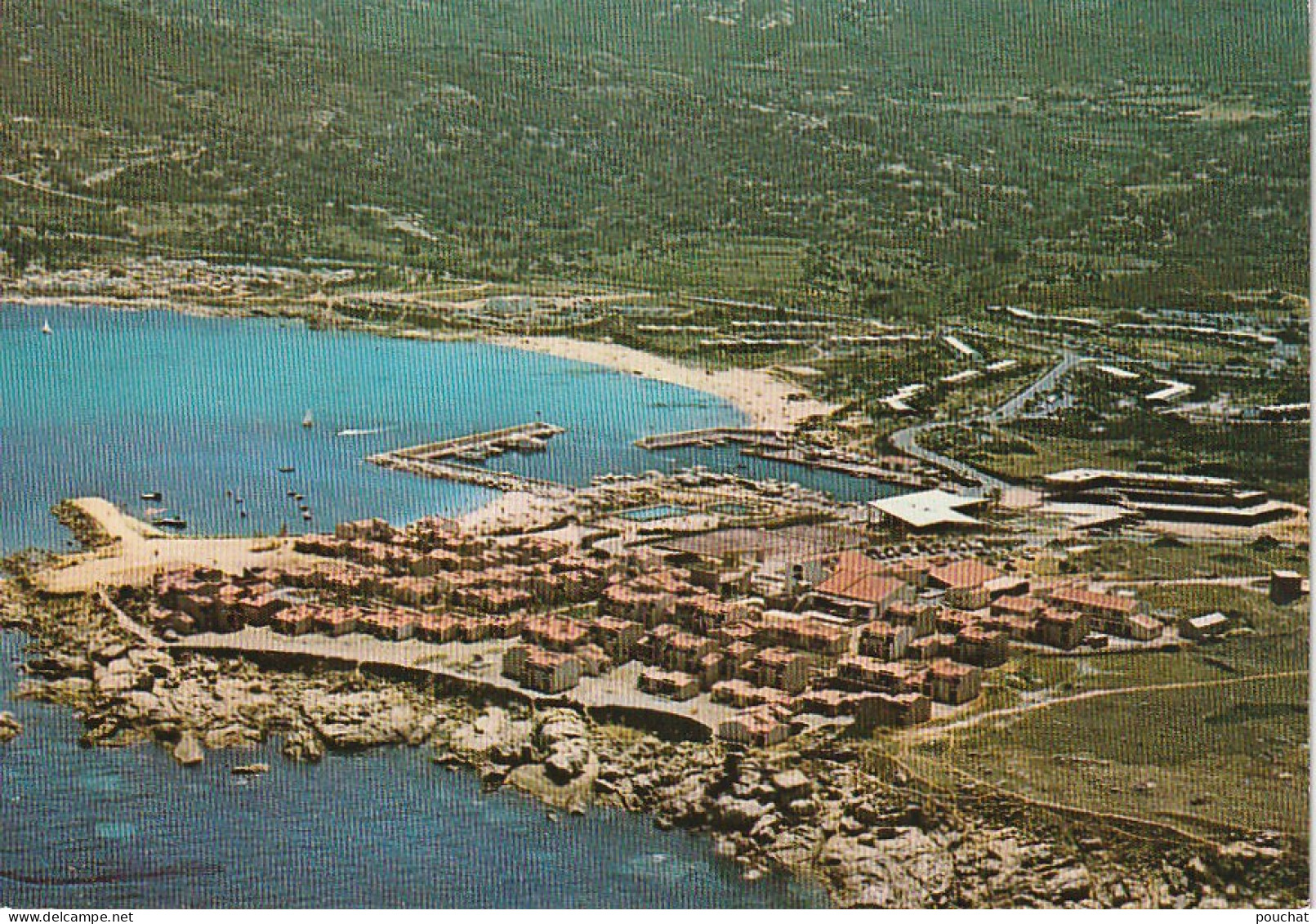 BE5-(20) SANT' AMBROGGIO  ( CORSE )-  LE CLUB MEDITERRANEE ,  LE PORT ET LA PLAGE - VUE AERIENNE -  2 SCANS - Autres & Non Classés