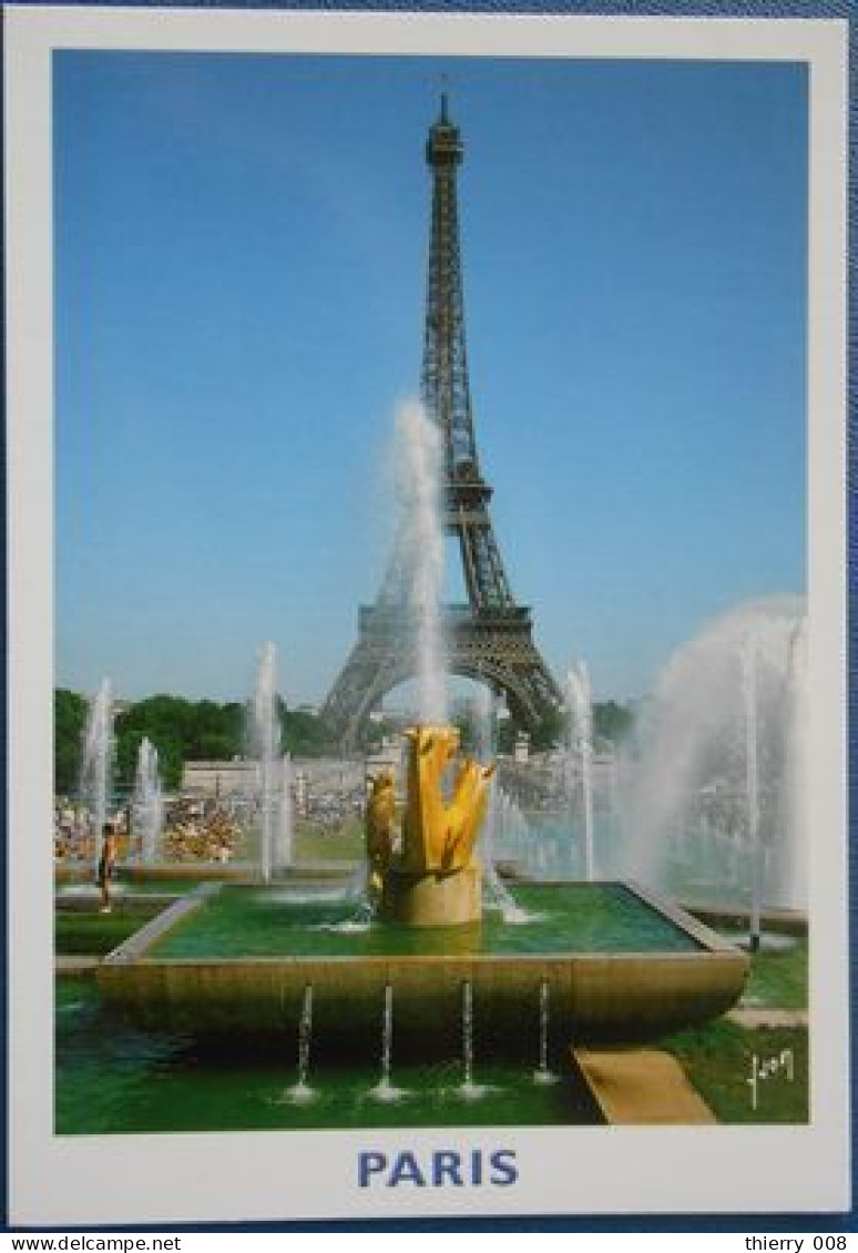 F38  Paris 75  La Tour Eiffel Et Les Bassins Du Trocadéro - Eiffelturm