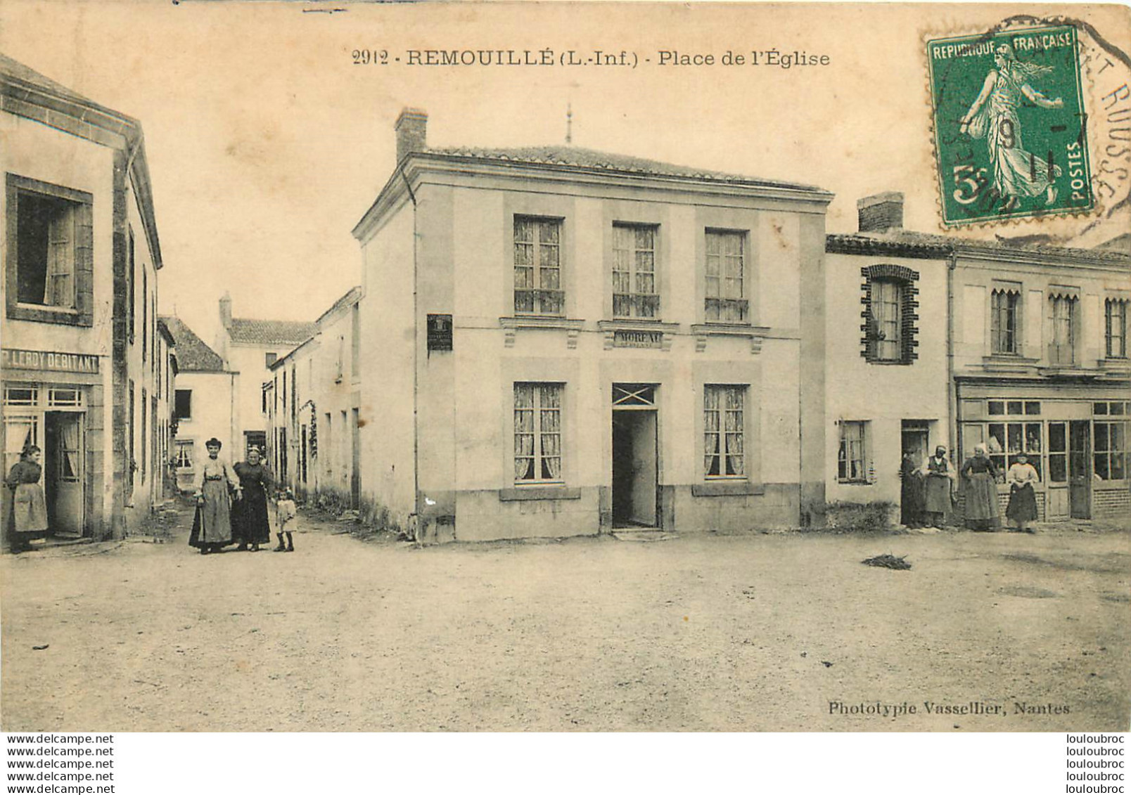 REMOUILLE PLACE DE L'EGLISE  - Sonstige & Ohne Zuordnung