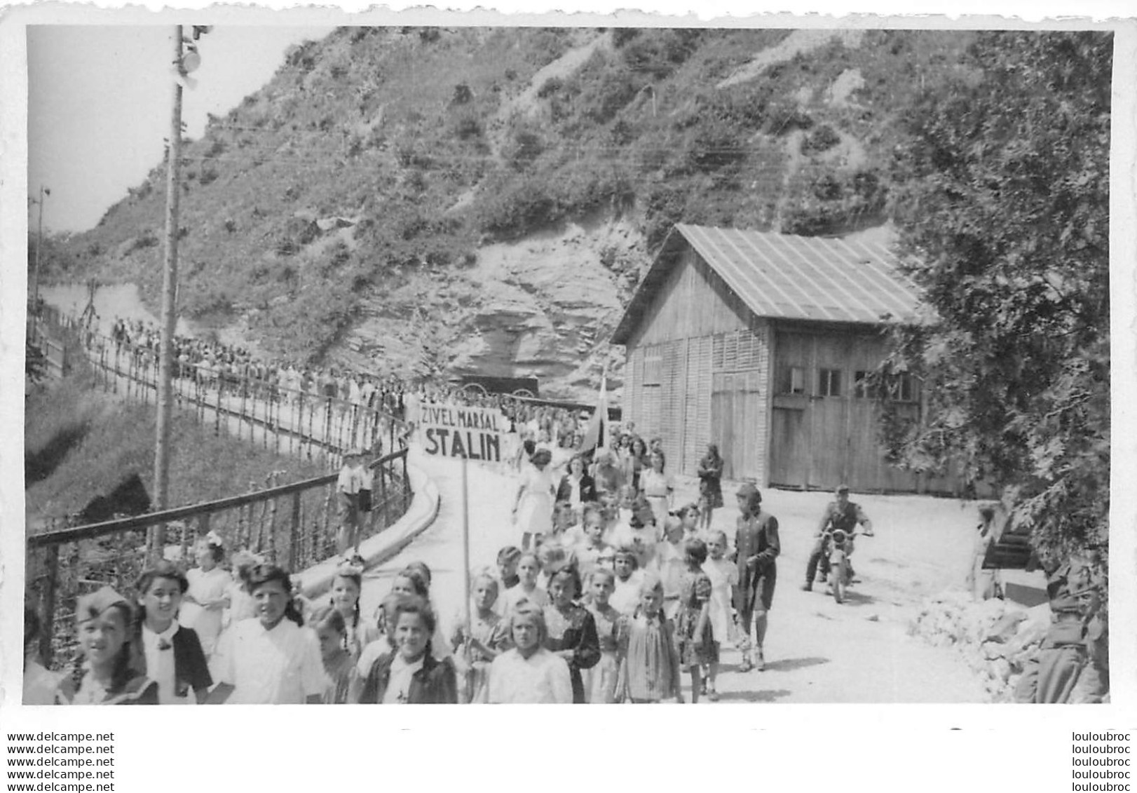 CARTE PHOTO YOUGOSLAVIE SOLDATS YOUGOSLAVES SECONDE GUERRE MONDIALE R9 - Guerre 1939-45