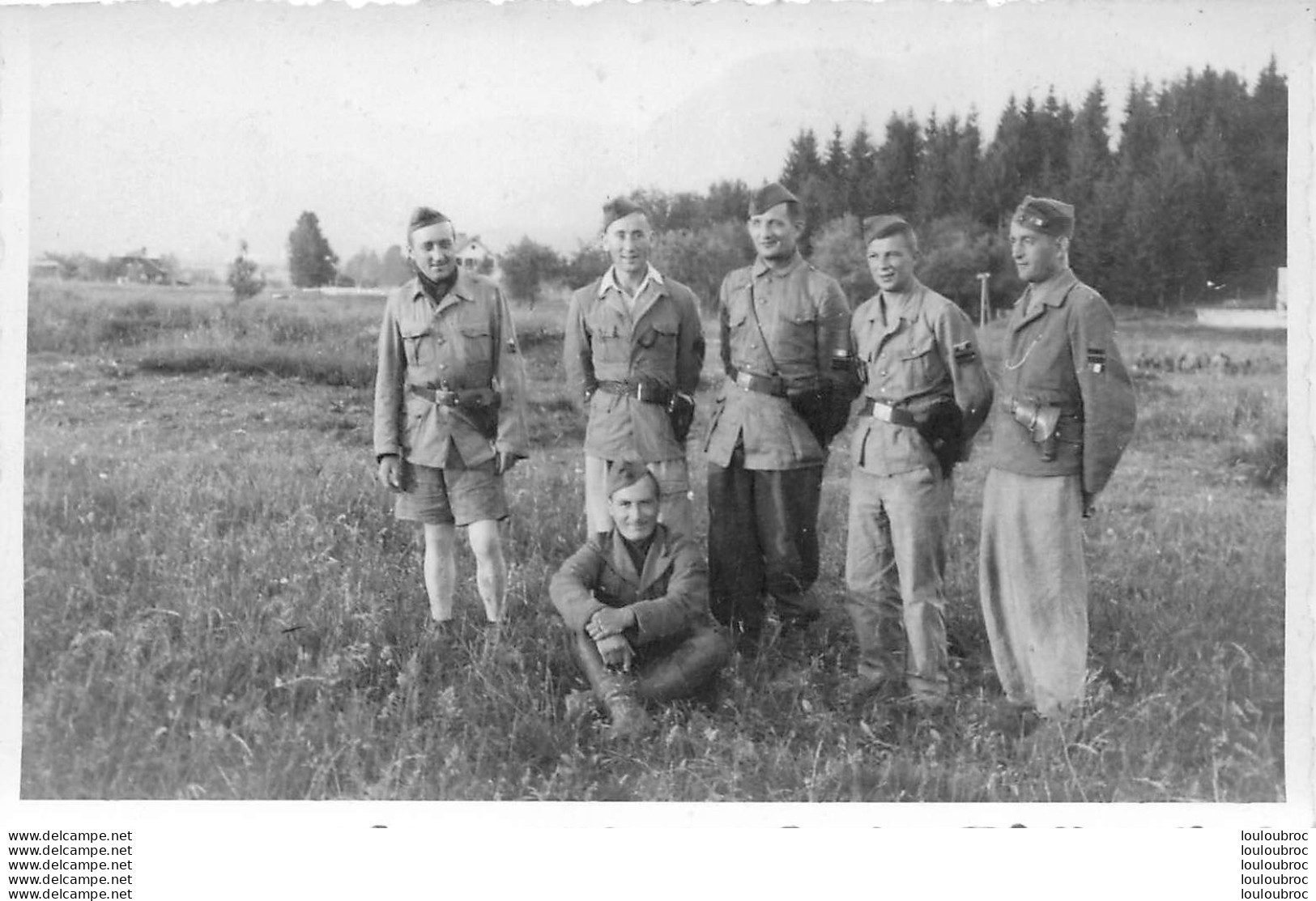 CARTE PHOTO YOUGOSLAVIE SOLDATS YOUGOSLAVES SECONDE GUERRE MONDIALE R32 - Guerra 1939-45