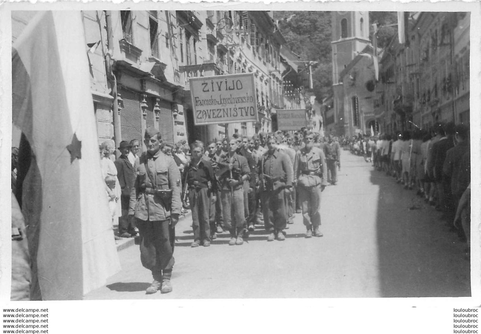 CARTE PHOTO YOUGOSLAVIE SOLDATS YOUGOSLAVES SECONDE GUERRE MONDIALE R10 - Oorlog 1939-45