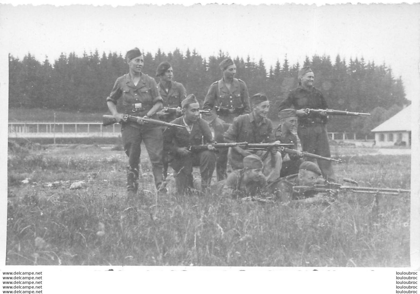 CARTE PHOTO YOUGOSLAVIE SOLDATS YOUGOSLAVES SECONDE GUERRE MONDIALE R16 - Weltkrieg 1939-45