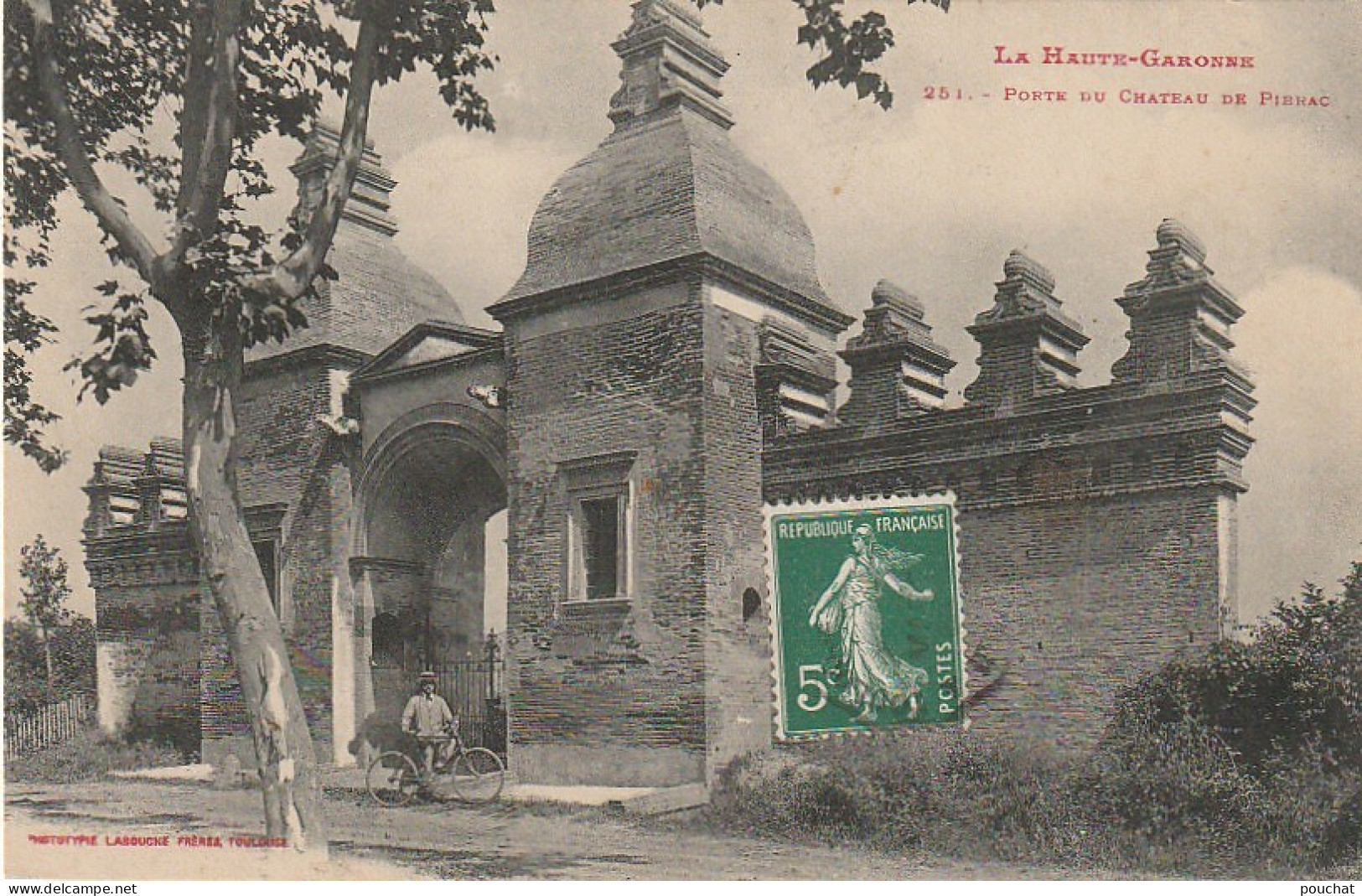 CE17 -(31) PORTE DU CHATEAU DE PIBRAC  -  CYCLISTE   - 2 SCANS - Pibrac